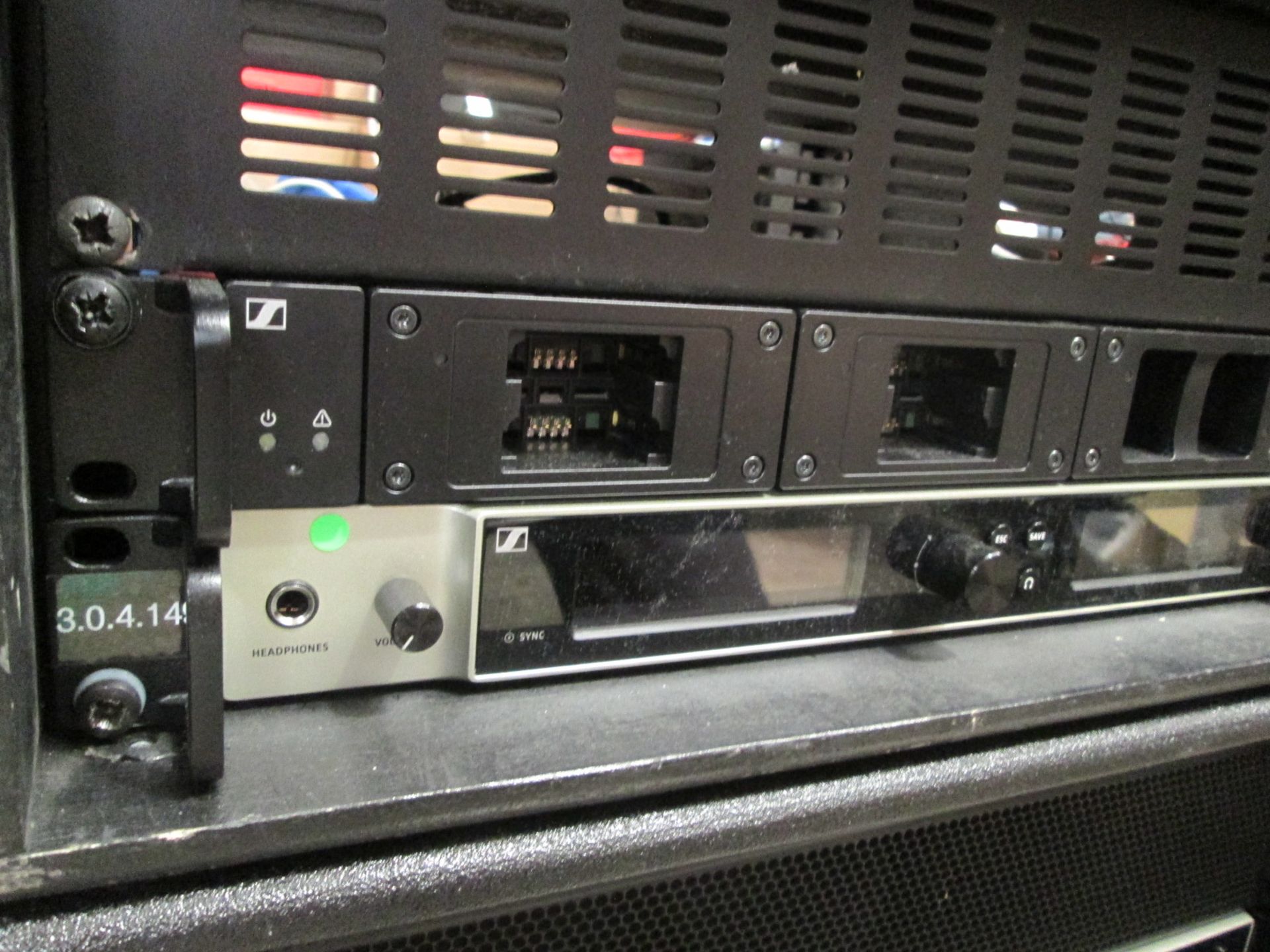 Sennheiser EM 6000 Dante Radio Rack. To include 4 x digital 2 channel UHF receivers, 4 x - Image 6 of 15