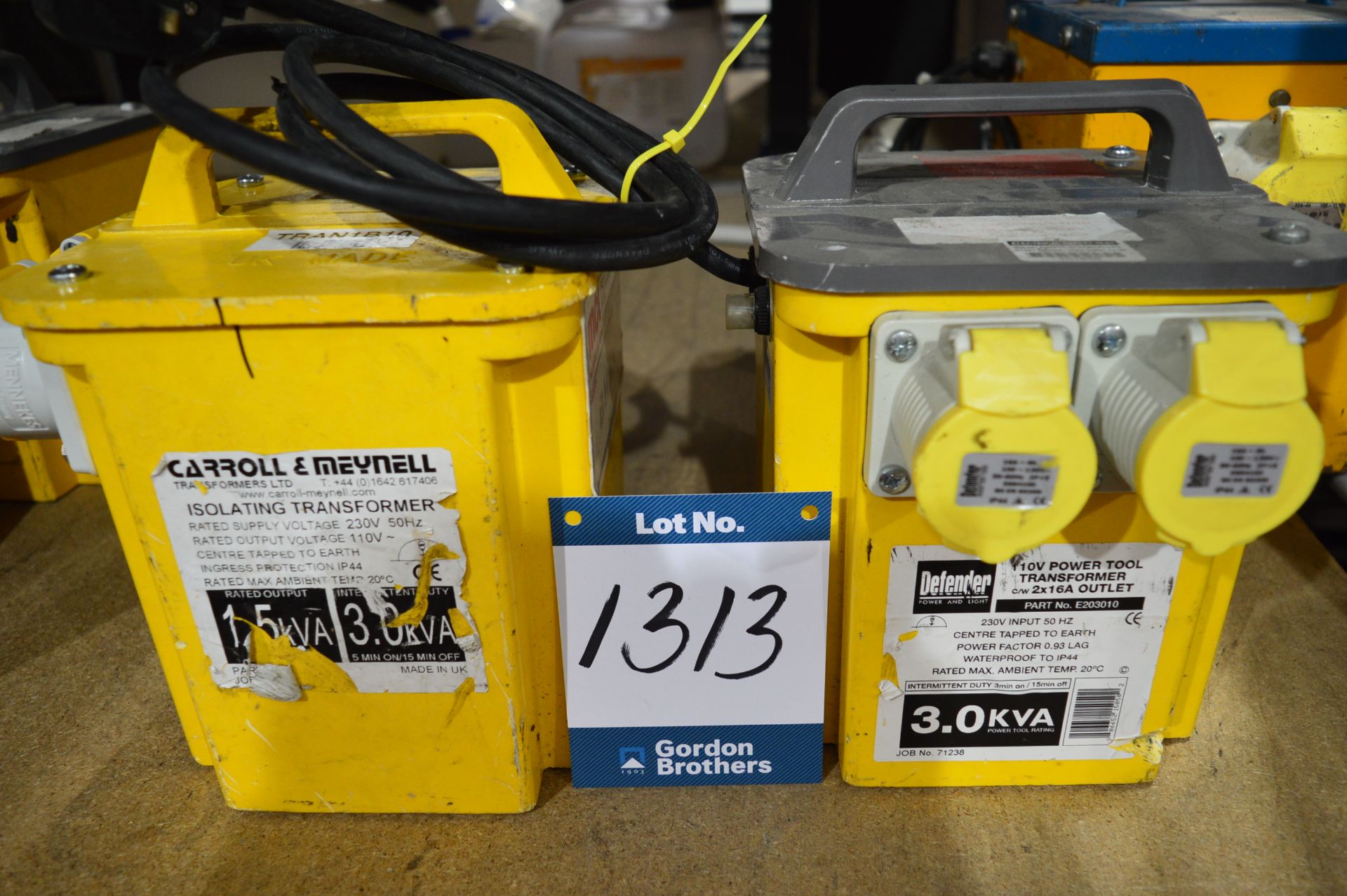 Carroll & Meyner, 110v - 230v 3.0kVA isolating tra