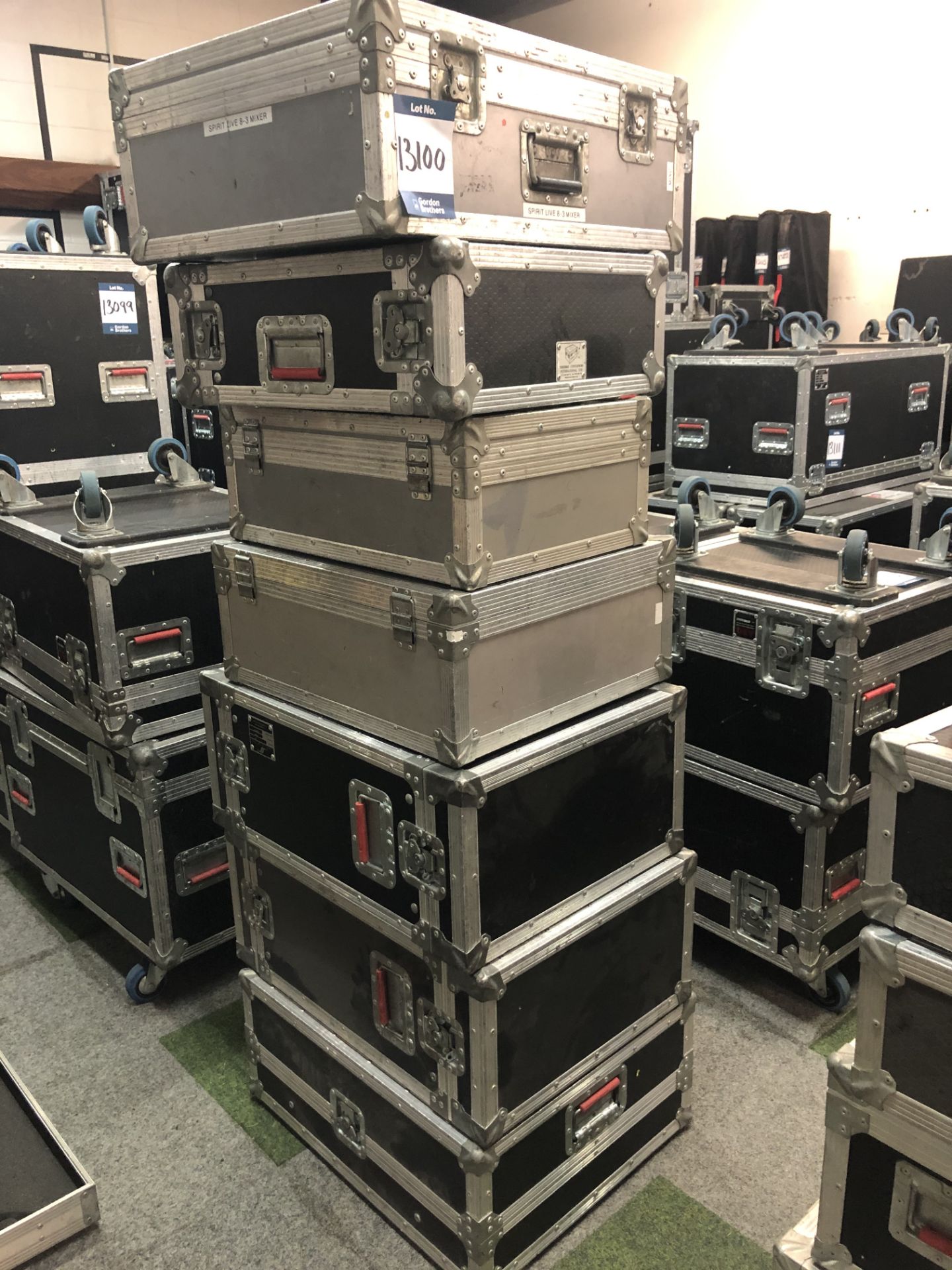 7x No. transit cases, various sizes as lotted