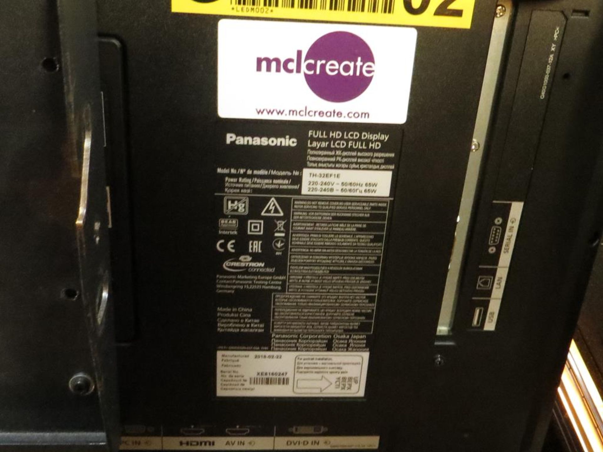 Panasonic, 32" LED monitor, Model TH320F1E with remote control and wall mount in transit case: - Image 3 of 3