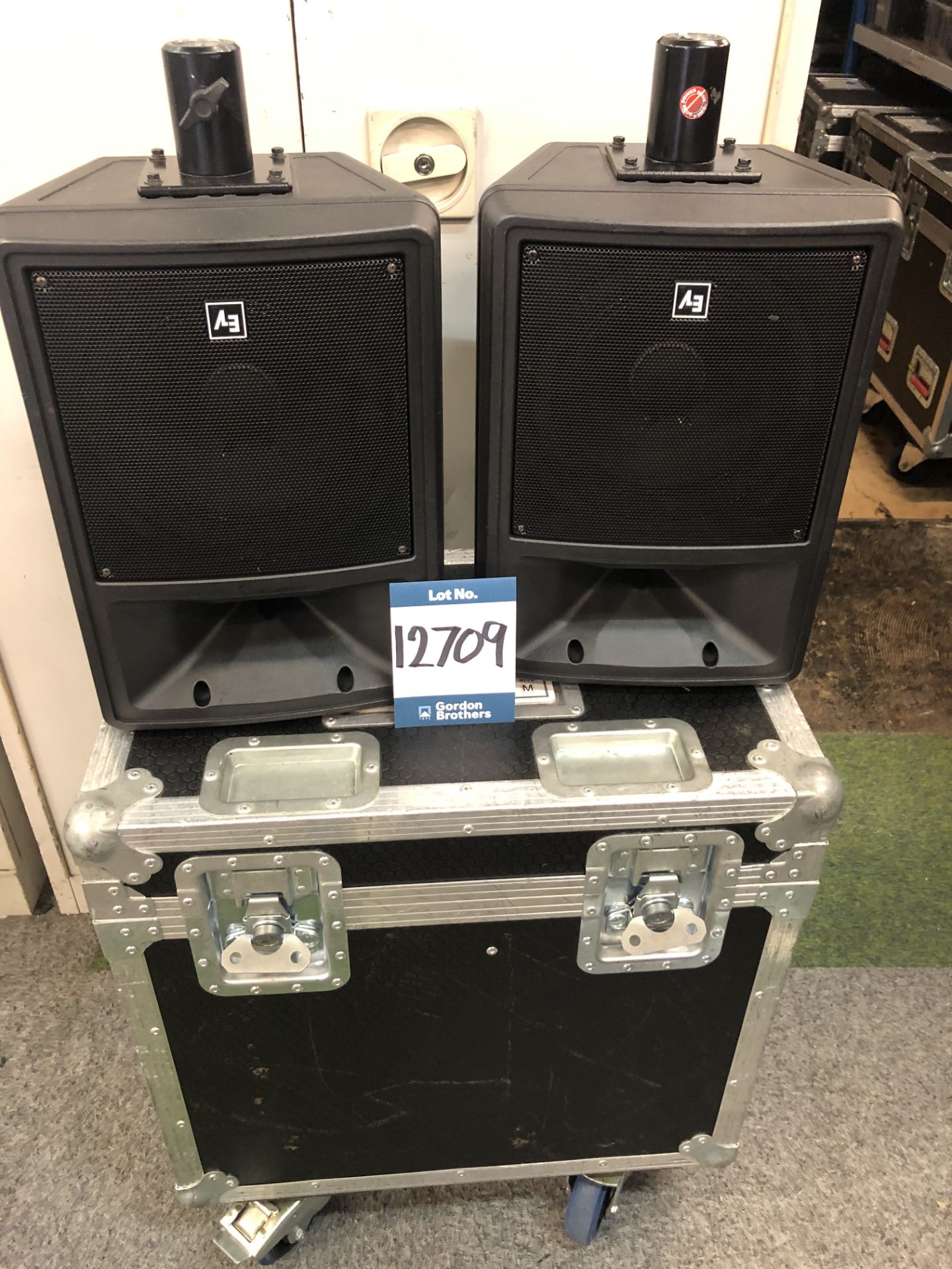 1x No. pair EV SX80 loudspeakers in transit case w