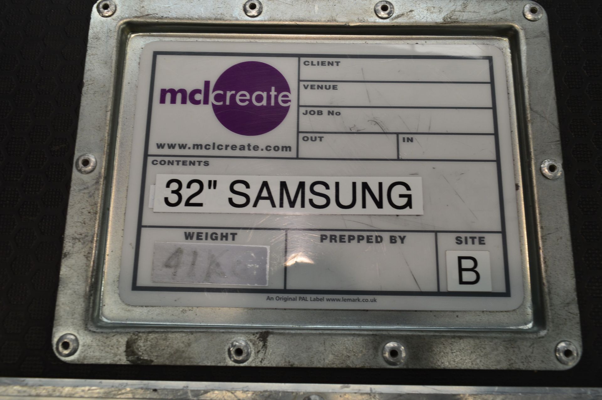 Samsung, 32" full HD LED Smart Display, Model UE32 - Image 3 of 4