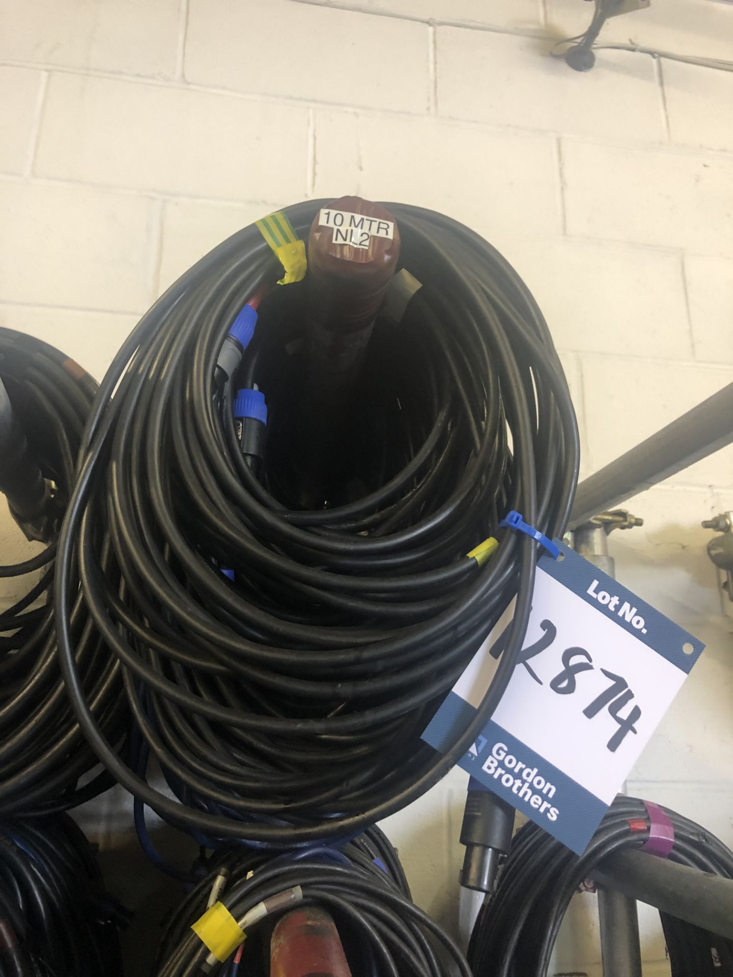 19x No. 10m NL2 cables