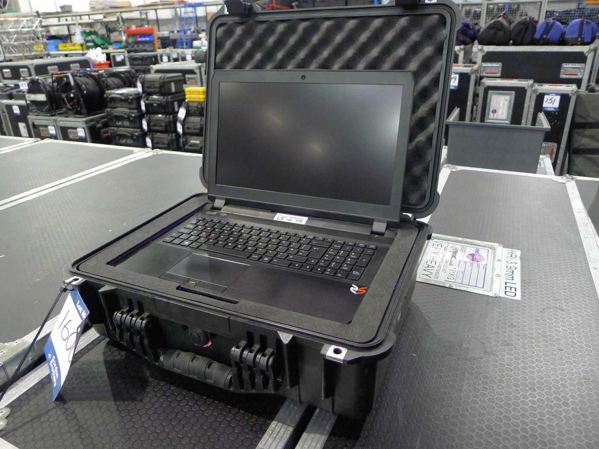 Clevo PR650RE Gaming Laptop Computer with Peli 152