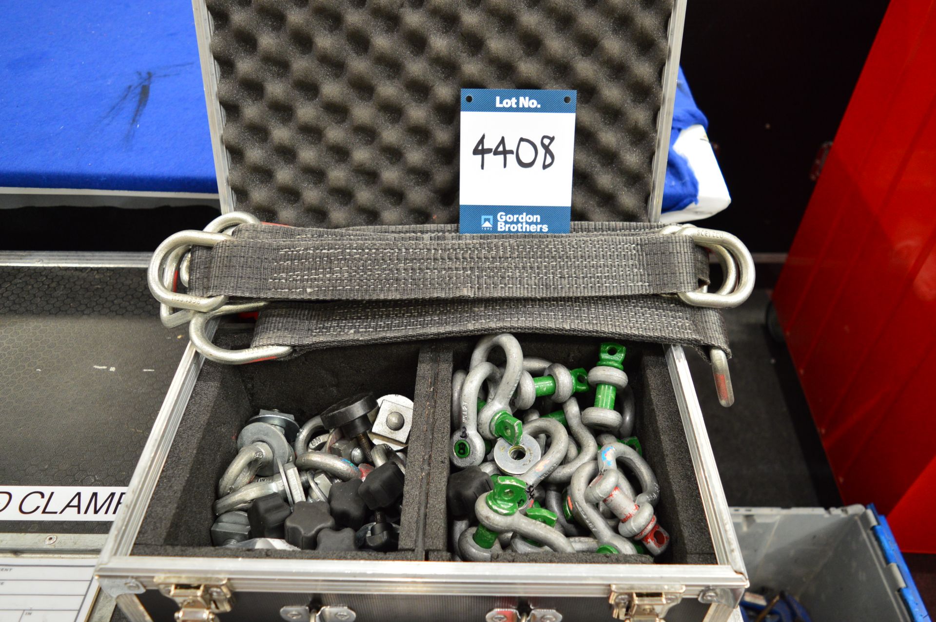 Quantity of 2T lifting shackles, eye bolts, screws, bolts etc. in flight case: Unit 500, Eckersall