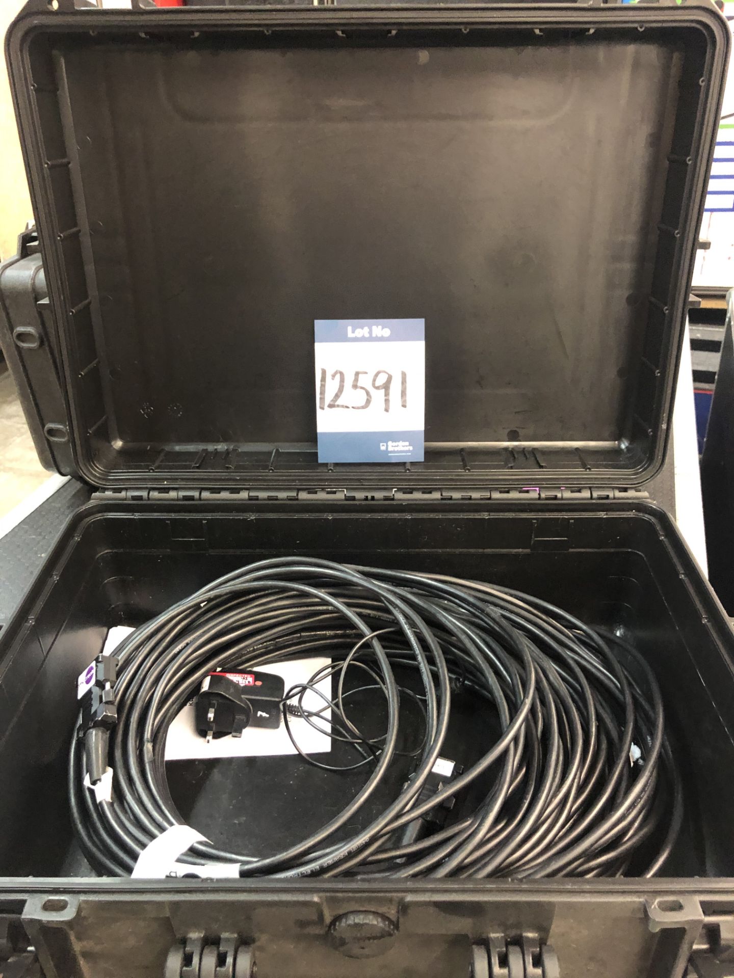 Kramer, 50m powered DVI cable in transit case