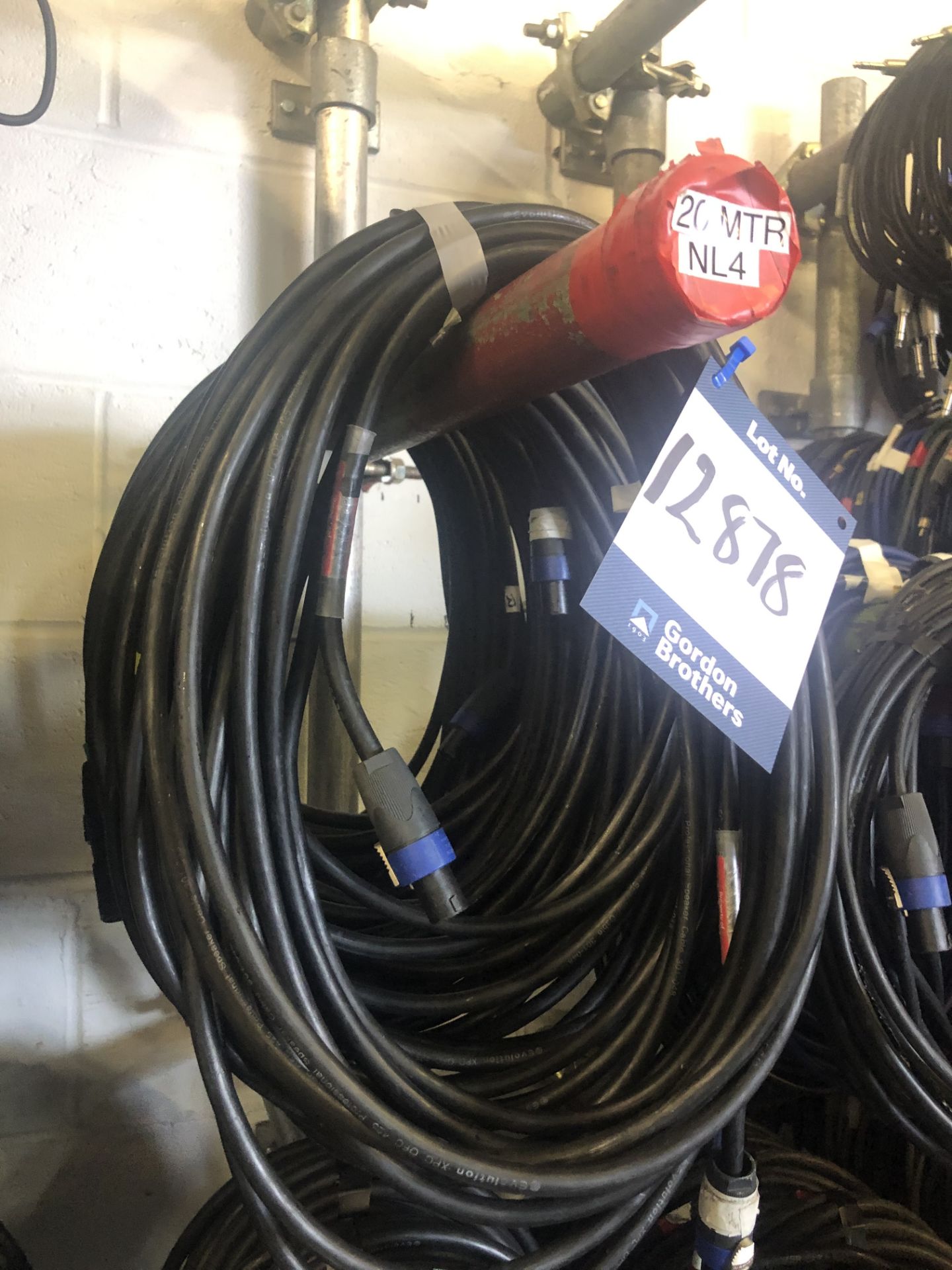 4x No. 20m NL4 cables