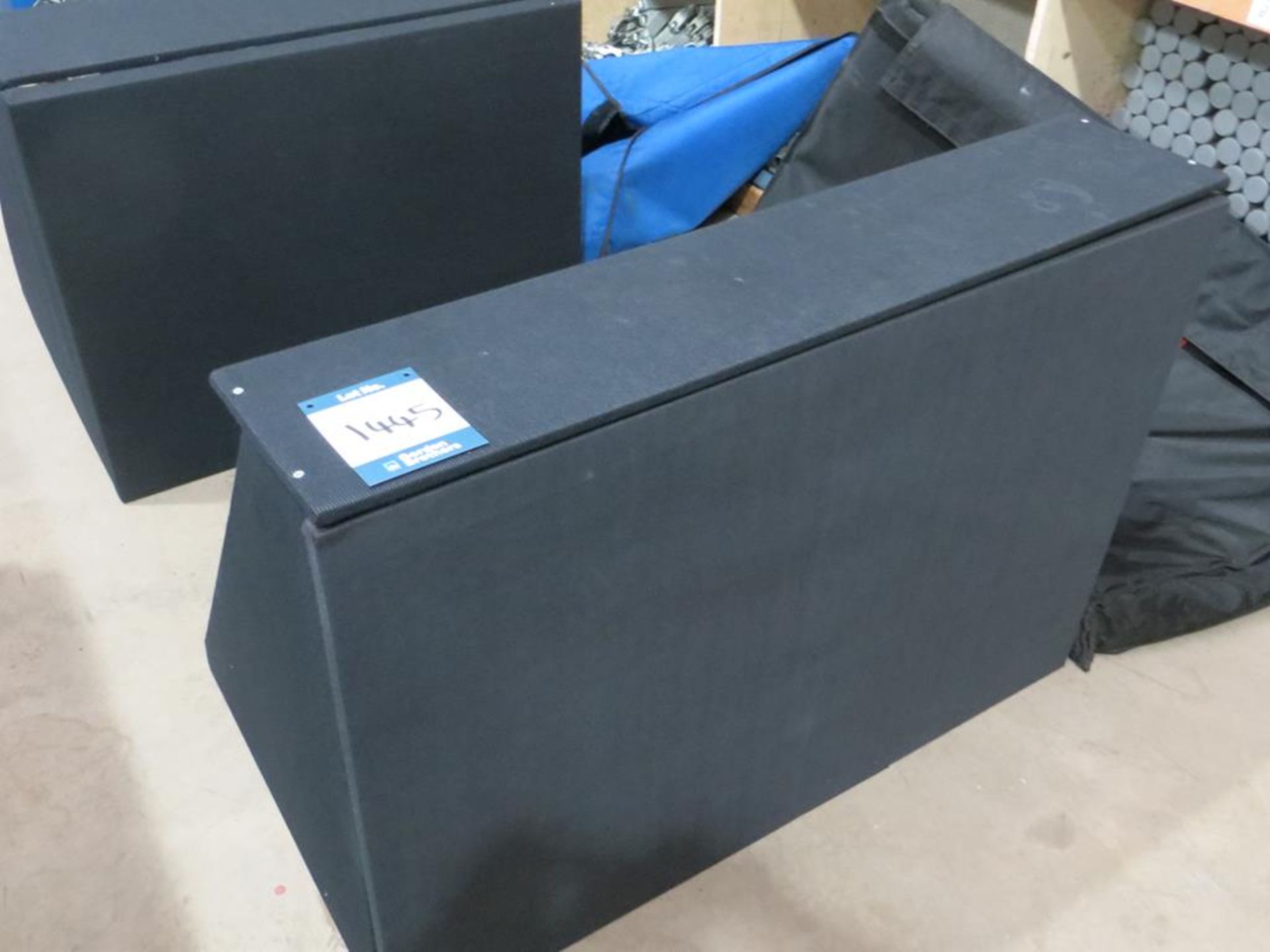 42" black cloth plasma hide in soft carry bag: Unit 500, Eckersall Road, Birmingham B38 8SE