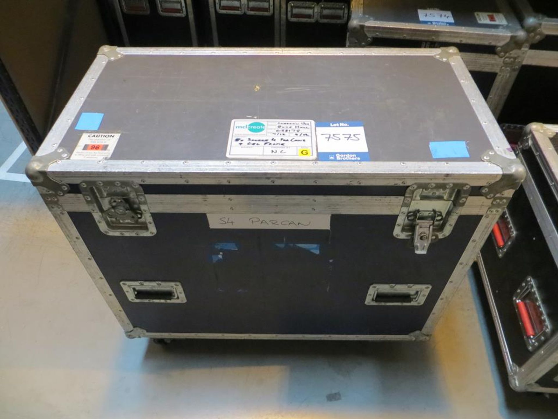 8x No. ETC, Source 4 par lamps with interchangeable lenses in transit case: Unit C Moorside, 40 Dava - Image 3 of 3