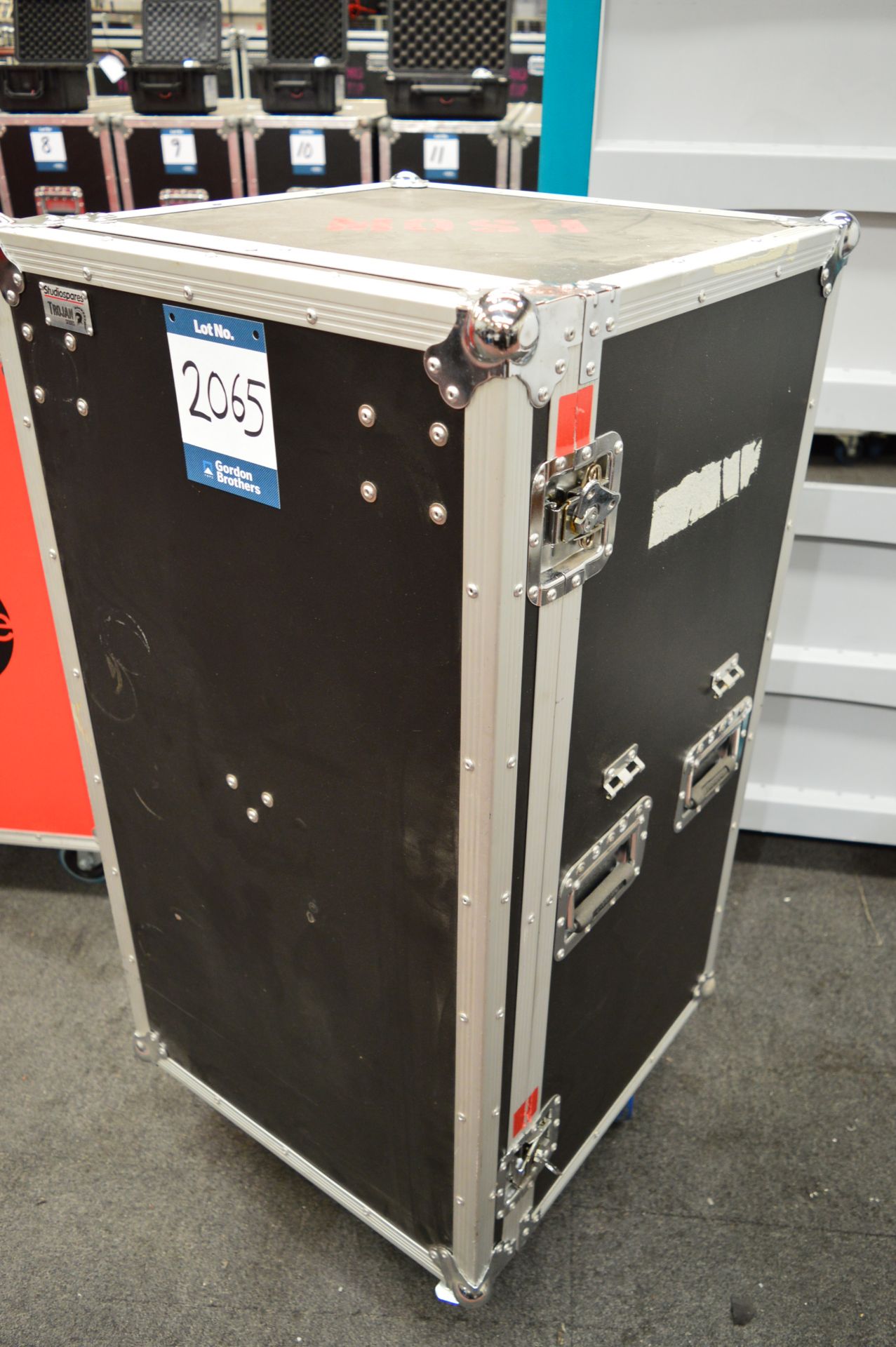 Mobile, seven drawer flight case, 525 x 530 x 970m