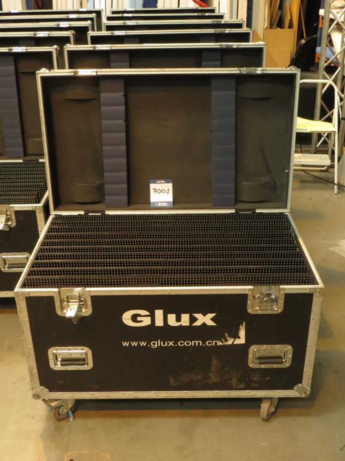 Glux LED display system, 10.4mm comprising: 10x No. 1000 x 500mm Glux, LED panels, Model BATN10C - Image 11 of 25