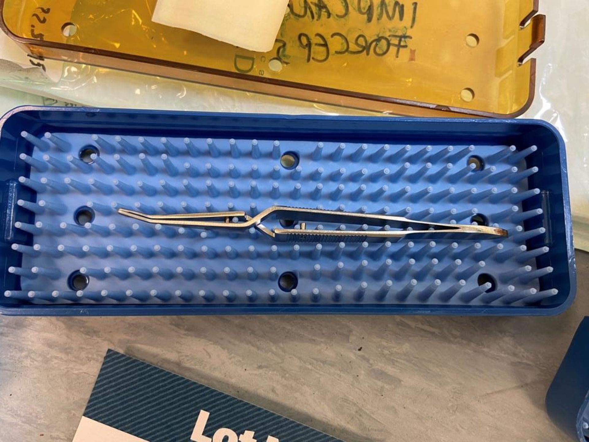 Equine surgical tools including: I/A, handpiece, straight and 45° tip; CSA, implant forceps and IOL, - Image 3 of 4