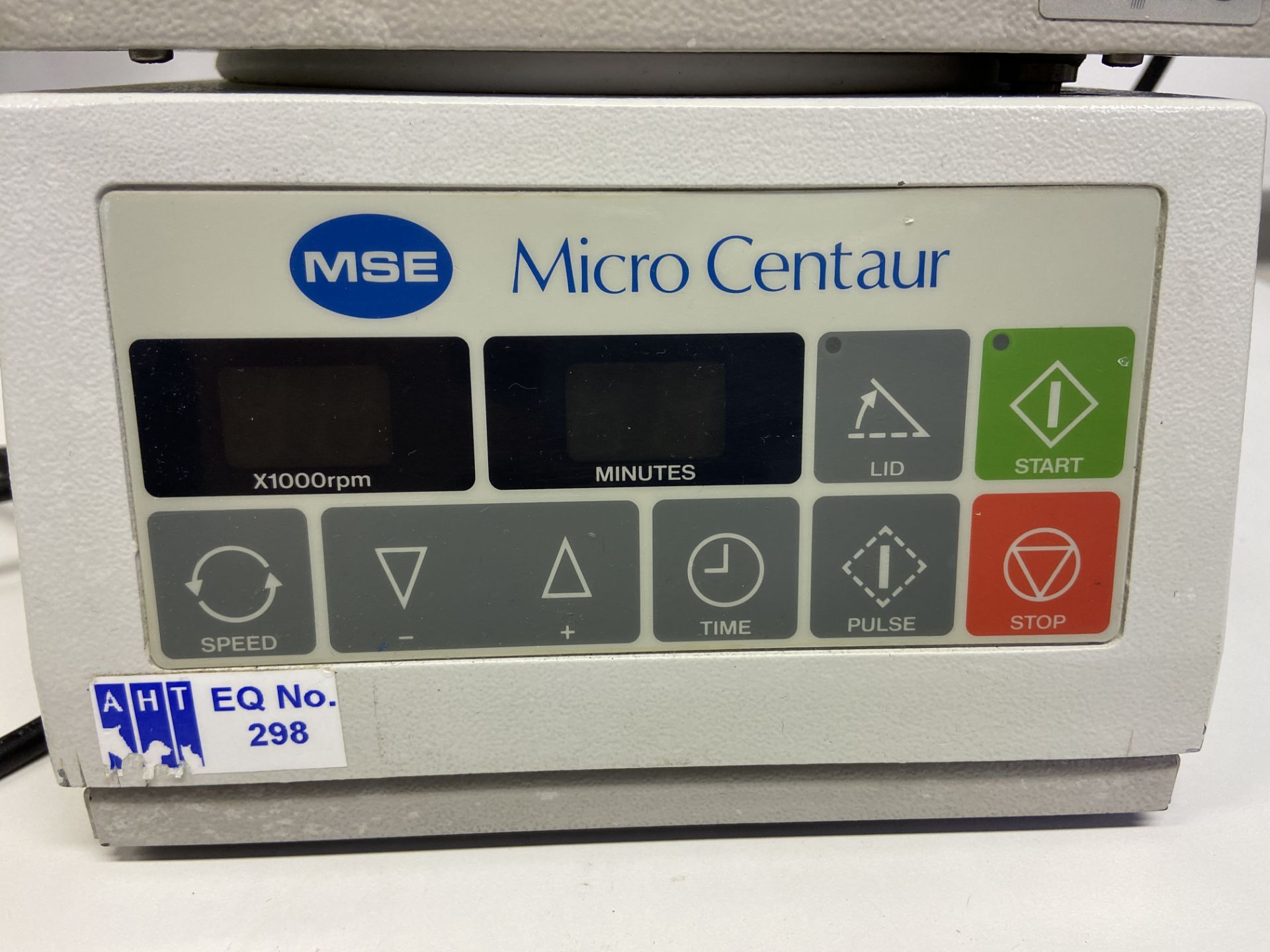 Sanyo MSE Micro Centaur benchtop centrifuge, Serial No. SG99/03/193.220, with 240v power cable - Image 2 of 2