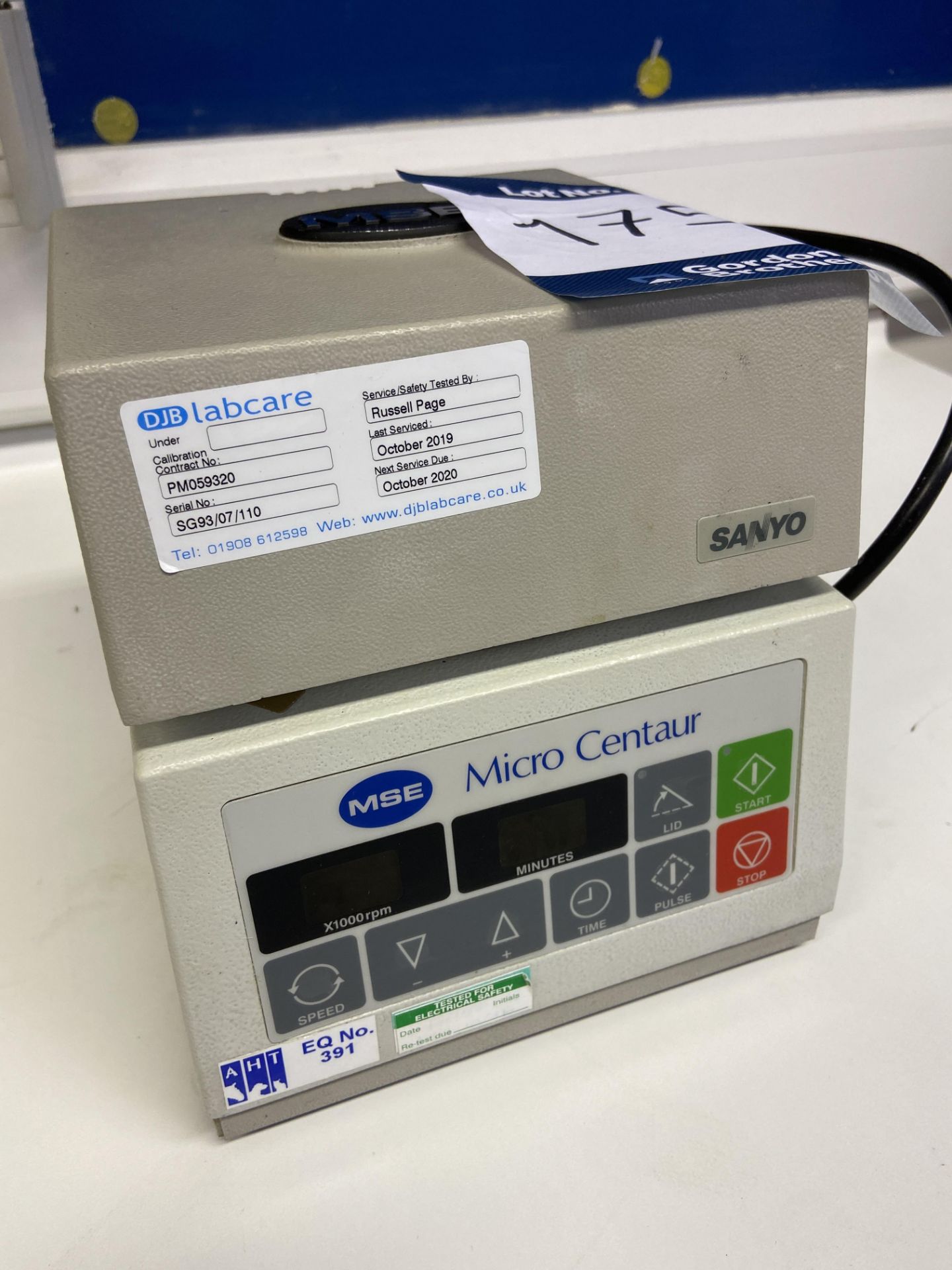 Sanyo MSE Micro Centaur benchtop centrifuge, Serial No. SG93/07/110, with 240v power cable