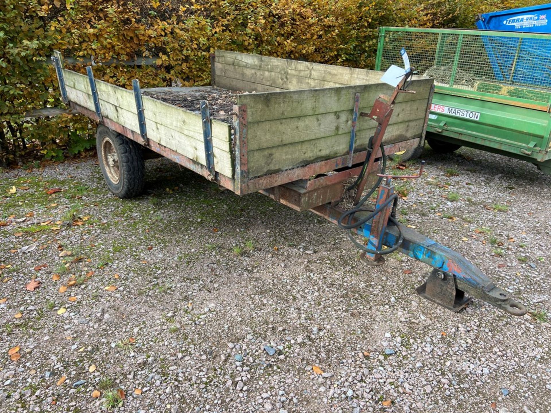 Single axle fram trailer - located Yard