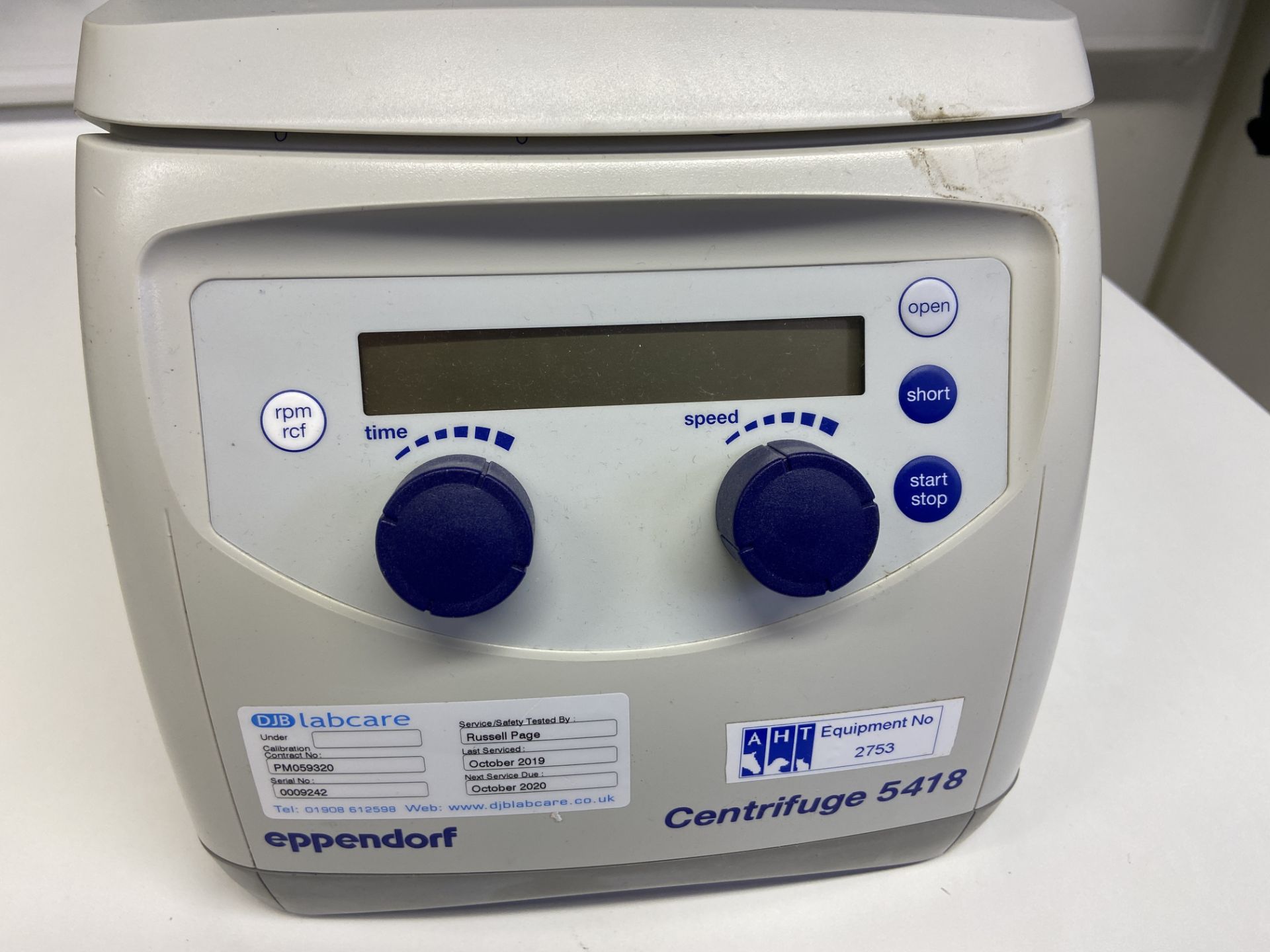 Eppendorf Scientific 5418 benchtop centrifuge, Serial No. 0009242 (2007) with 240v power cable - Image 2 of 2