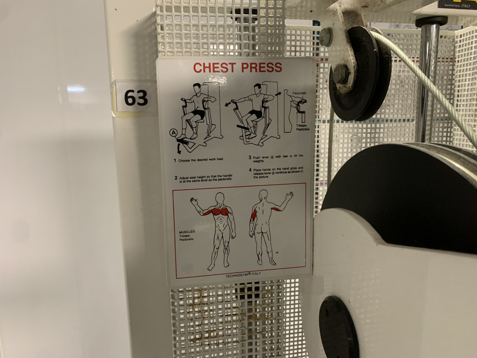 Technogym Chest Press Machine 5-100 kg - Image 2 of 2