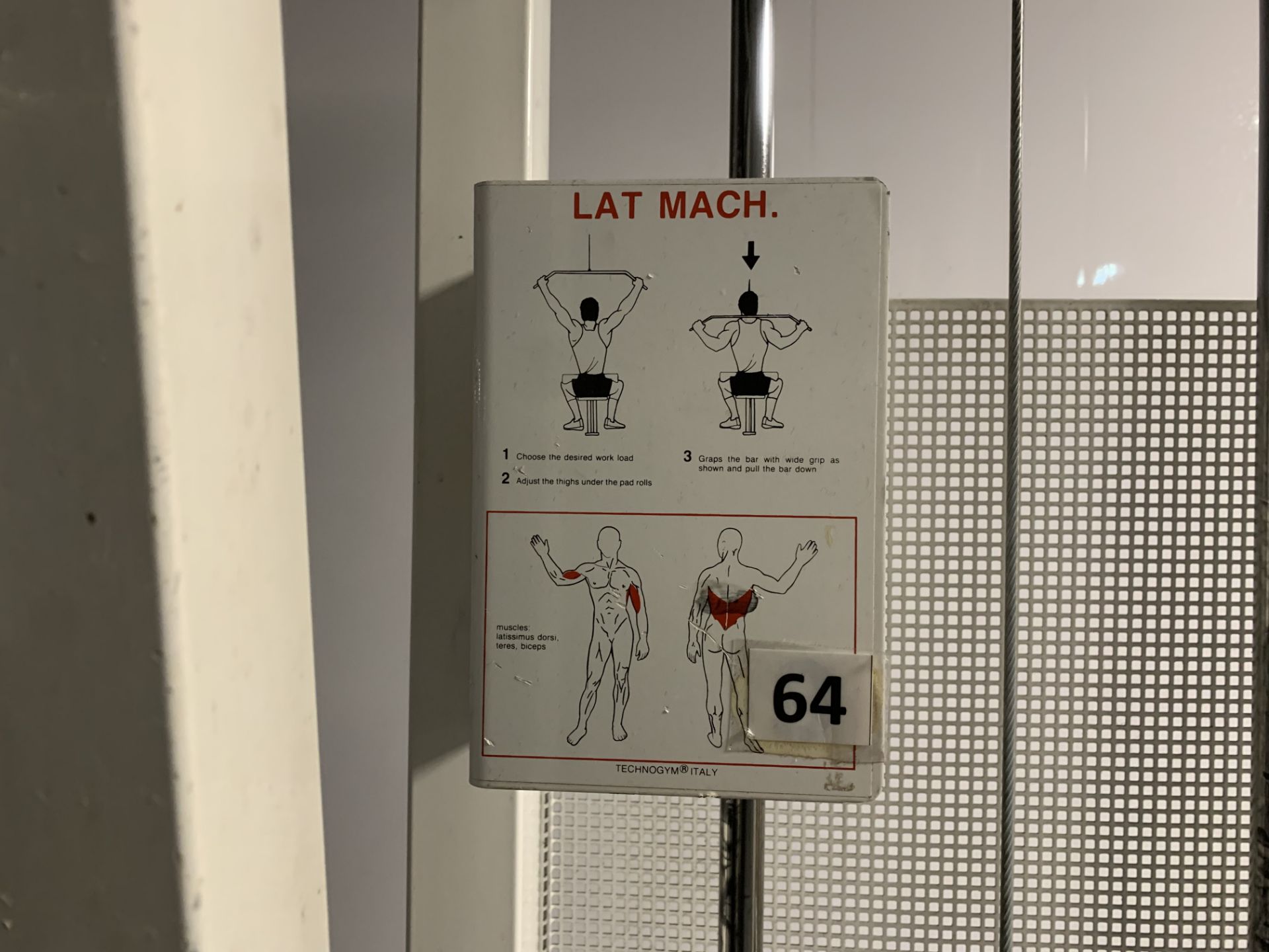 Technogym Lat Pull Down Machine 5-90 kg - Image 2 of 2