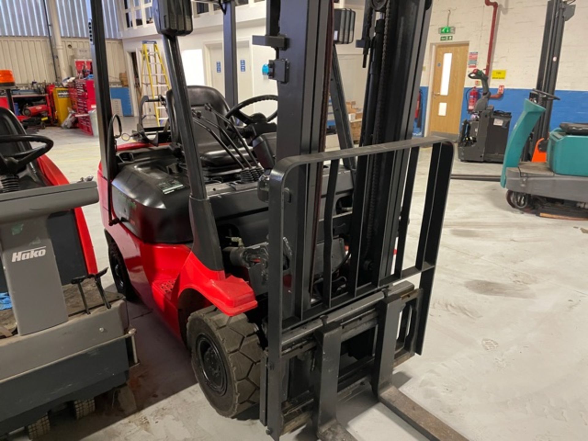 TOYOTA 42-7 FGF18 LPG FORKLIFT- LIFT HEIGHT 4300mm - Image 3 of 4