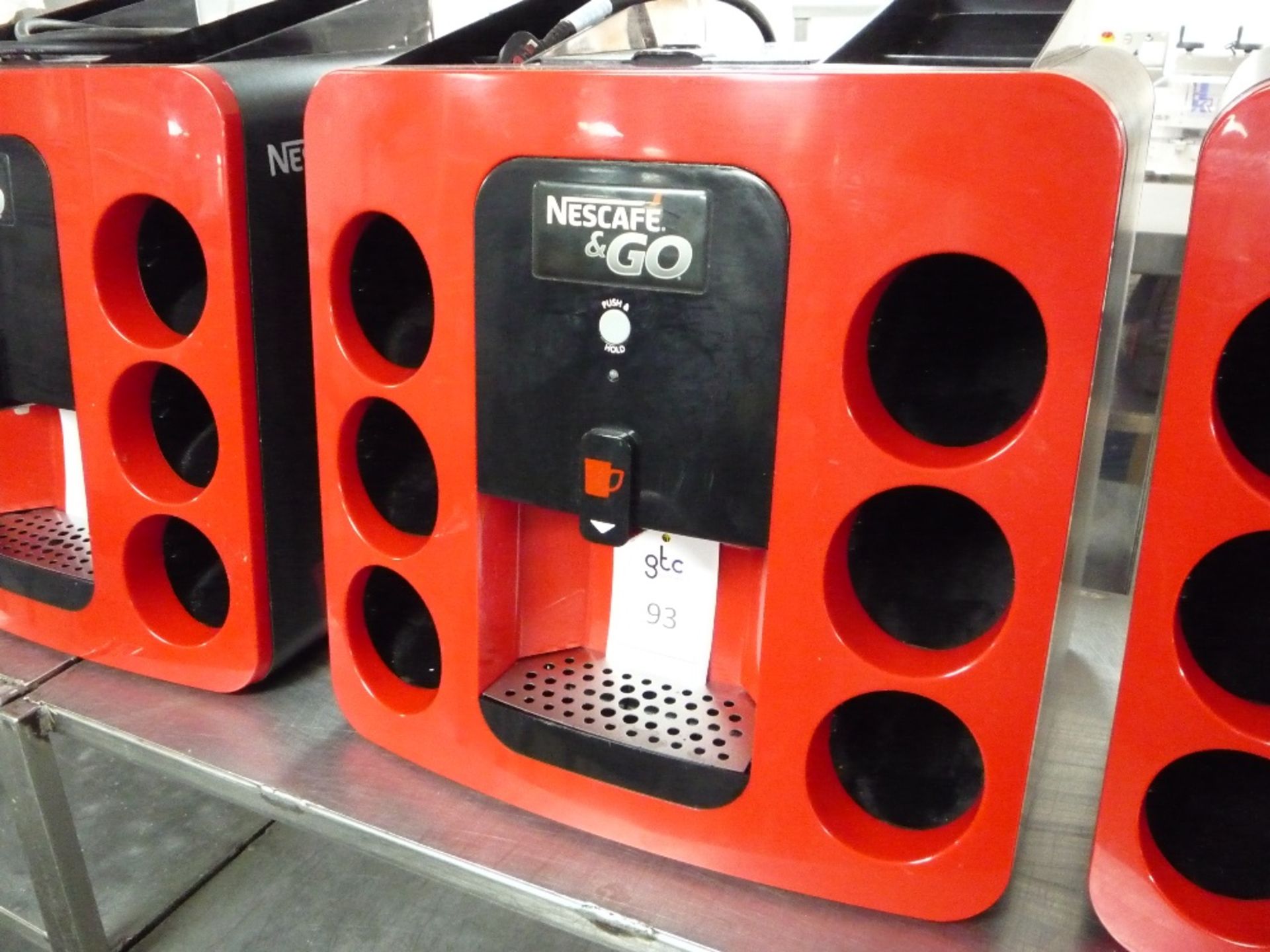 Nescafé & Go Instant Coffee Machine