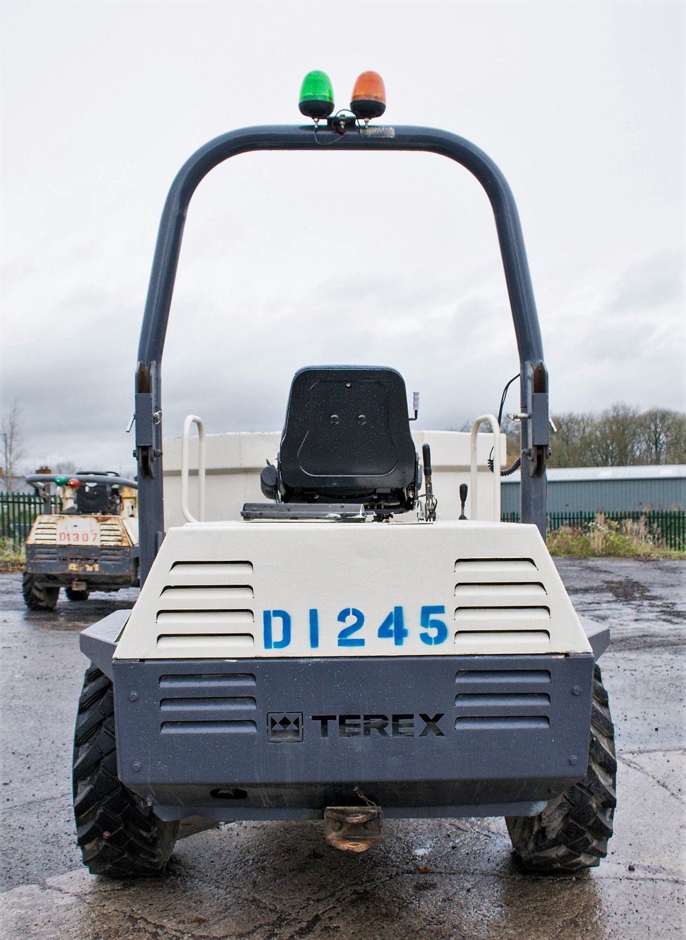 Benford Terex 3 tonne swivel skip dumper Year: 2006 S/N: E605F5162 Recorded Hours: Not displayed ( - Image 6 of 20