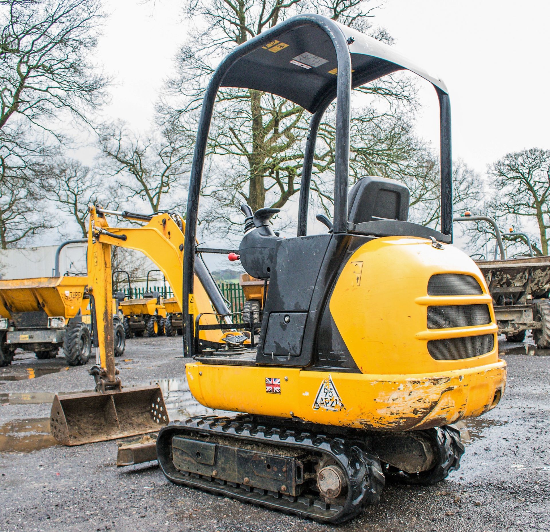 JCB 8014 CTS 1.5 tonne rubber tracked mini excavator  Year: 2016  S/N: 2475471 Recorded Hours: - Image 3 of 17