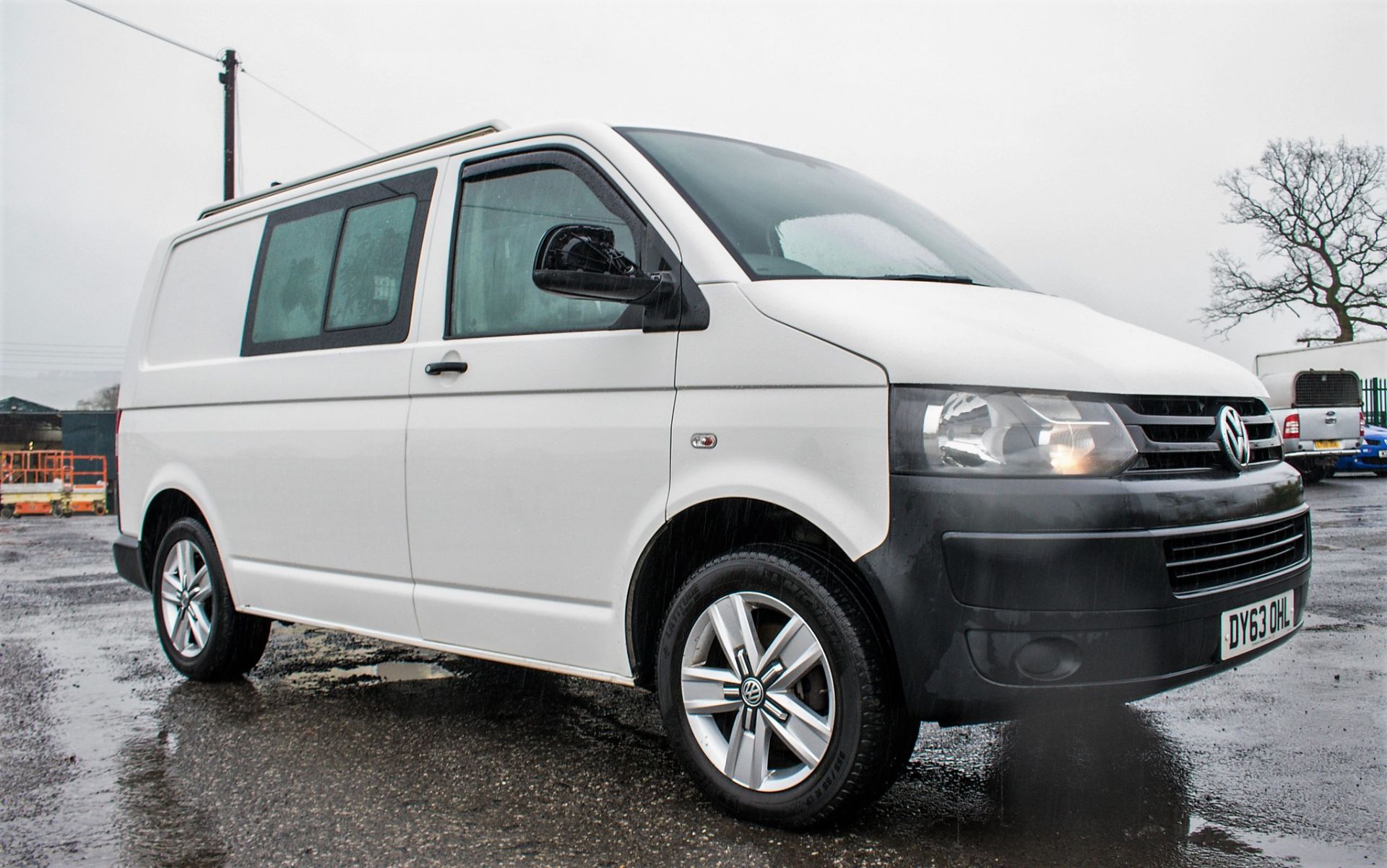 Volkswagen Transporter T30 Starline TDi 6 seat panel van Registration Number: DY63 OHL Date of - Image 2 of 20