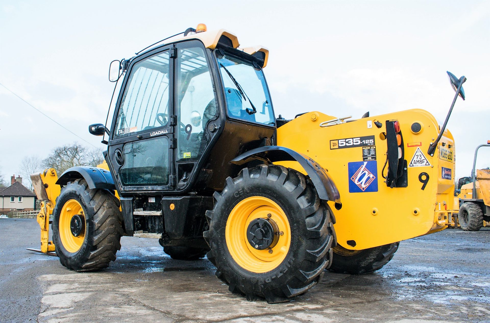 JCB 535-125 12.5 metre telescopic handler Year: 2015 S/N: 2350833 Recorded Hours: 2343 c/w sway - Image 3 of 20