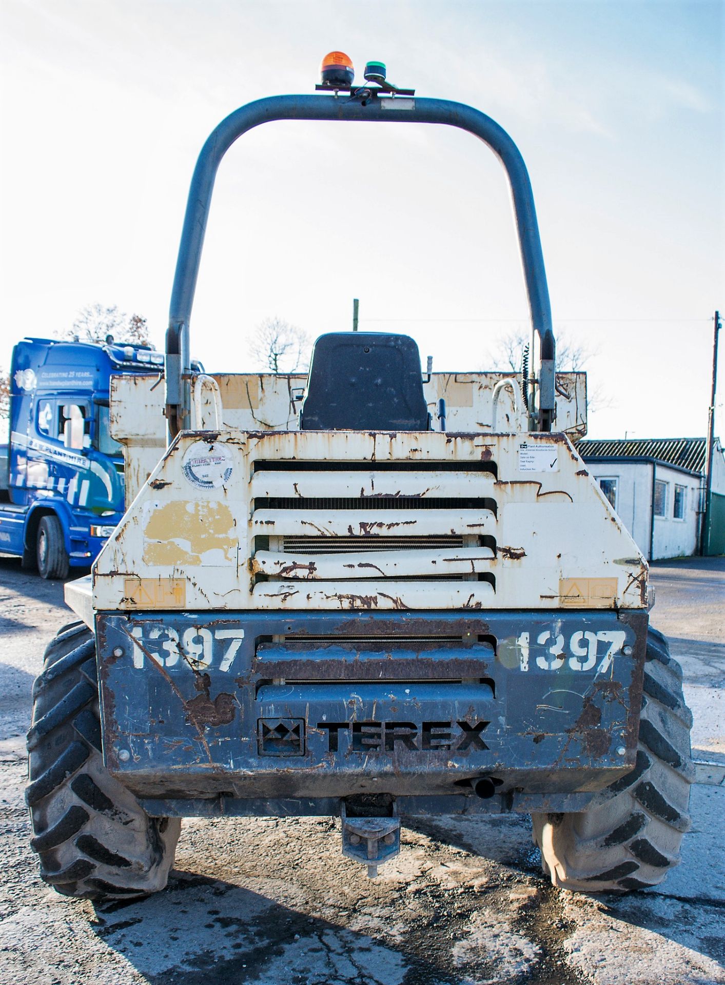 Benford Terex 6 tonne straight skip dumper Year: 2006 S/N: E602FJ034 Recorded Hours: 3121 1397 - Image 6 of 18