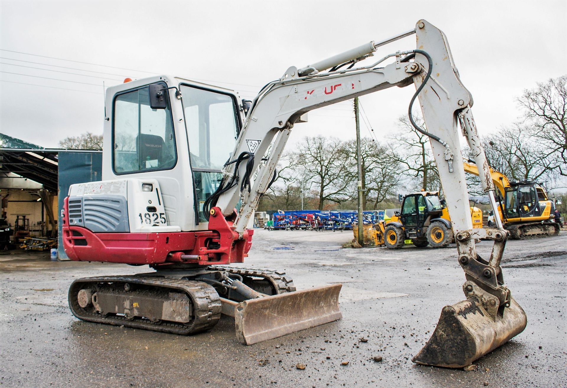 Takeuchi TB228 2.8 tonne rubber tracked excavator Year: 2014 S/N: 122803553 Recorded Hours: Not - Image 2 of 18