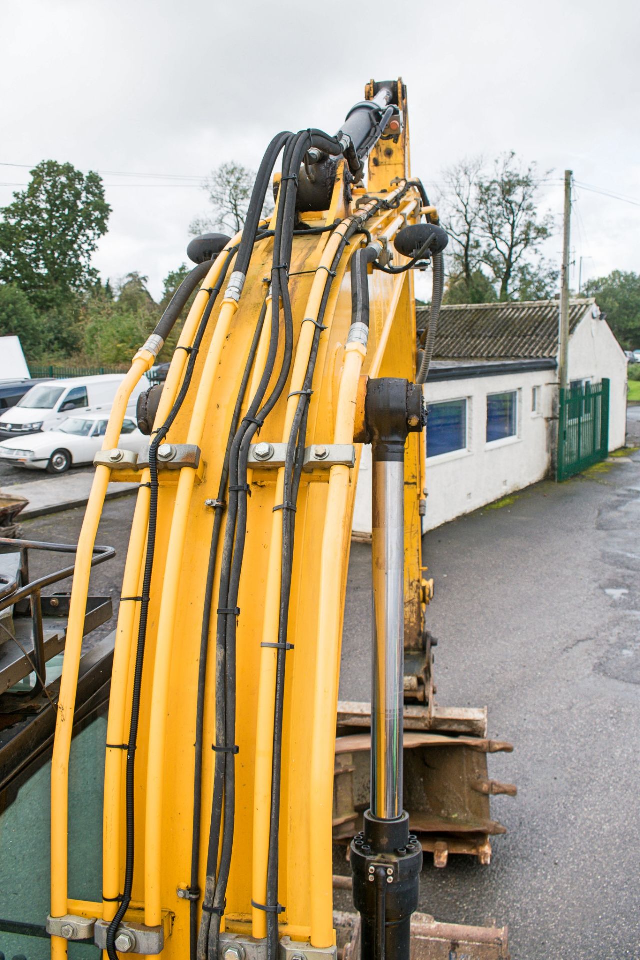 JCB JS130 LC 14 tonne steel tracked excavator Year: 2014 S/N: 2134023 Recorded Hours: 6798 auxillary - Image 17 of 22