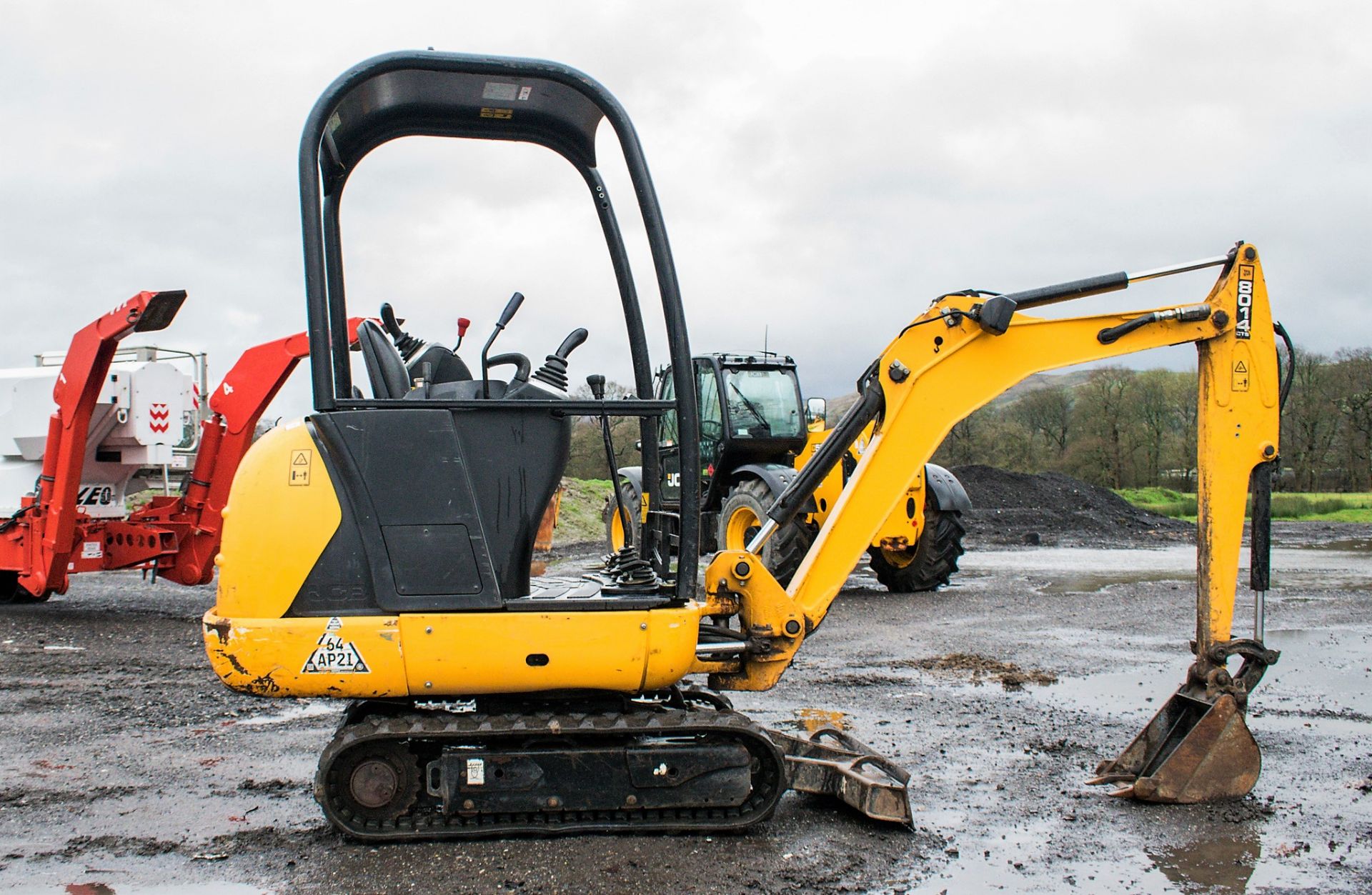 JCB 8014 CTS 1.5 tonne rubber tracked mini excavator  Year: 2016  S/N: 2475470 Recorded Hours: - Image 8 of 17