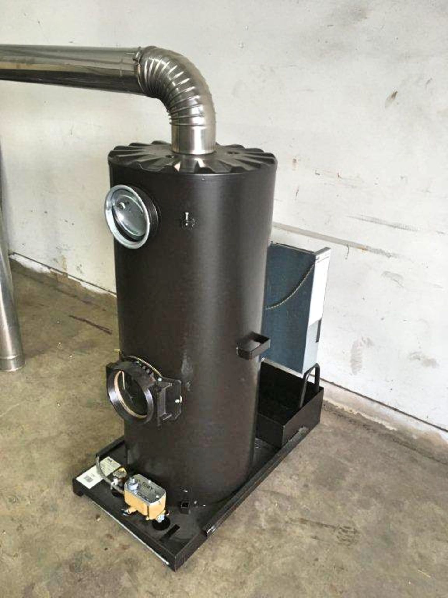 Deville 11 kw multi fuel heater New & unused  ** Installed photographs for illustration purposes