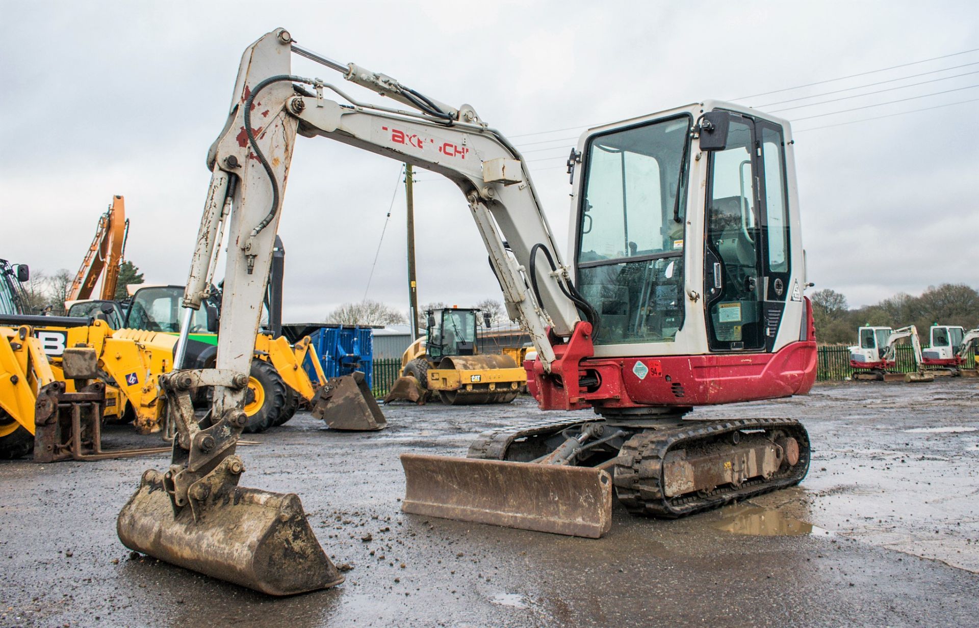 Takeuchi TB228 2.8 tonne rubber tracked excavator Year: 2014 S/N: 122803553 Recorded Hours: Not