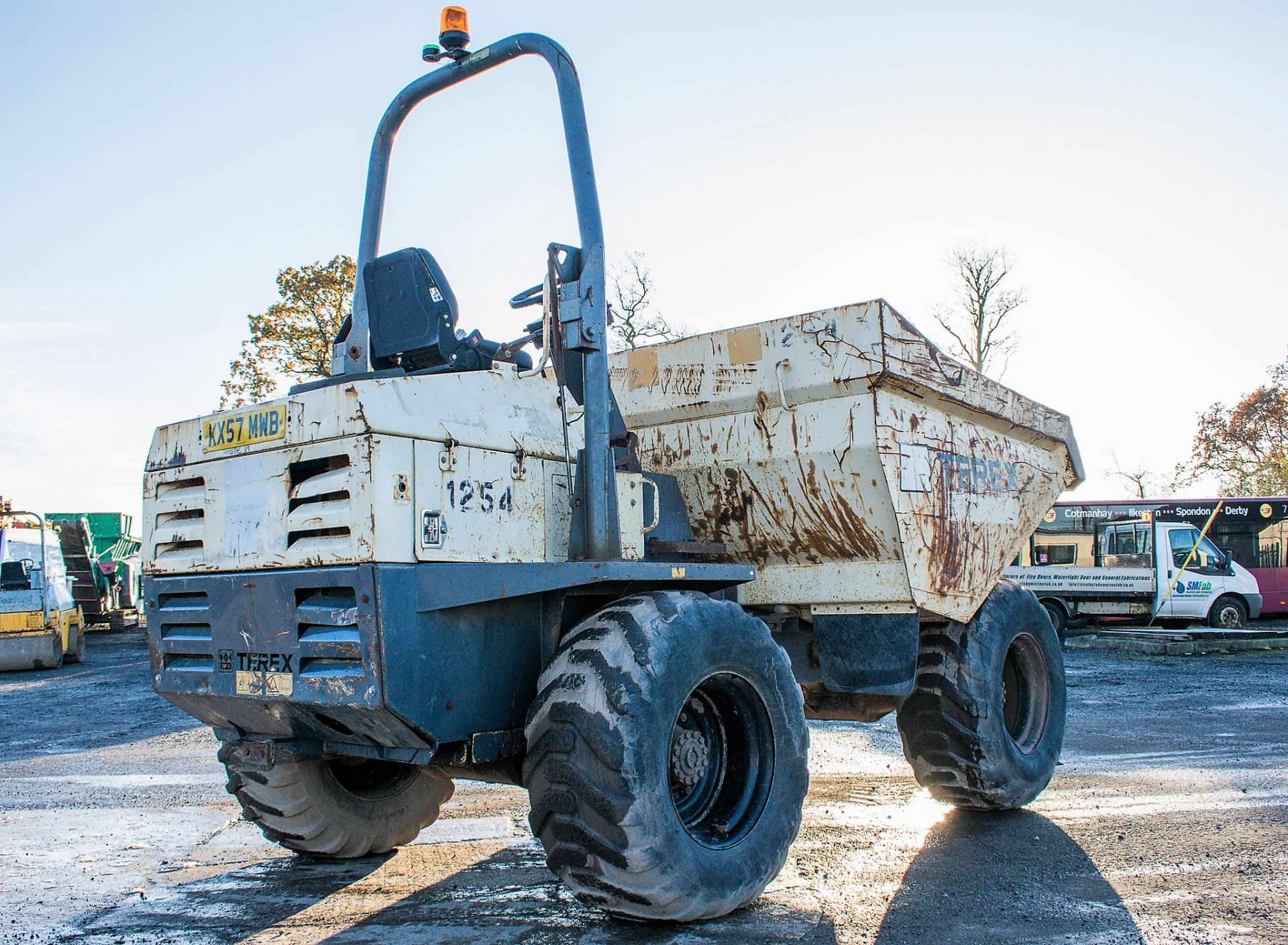 Benford Terex 9 tonne straight skip dumper Year: 2007 S/N: E704FM228 Recorded Hours: Not - Image 4 of 18