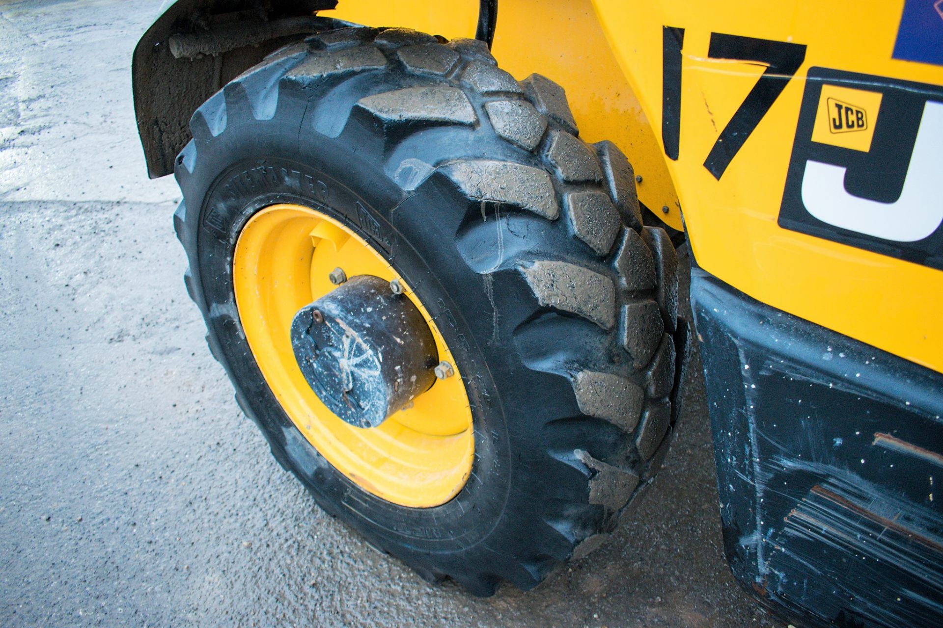 JCB 540-170 17 metre telescopic handler Year: 2015 S/N: 2353803 Recorded Hours: 3511 c/w sway - Image 12 of 20