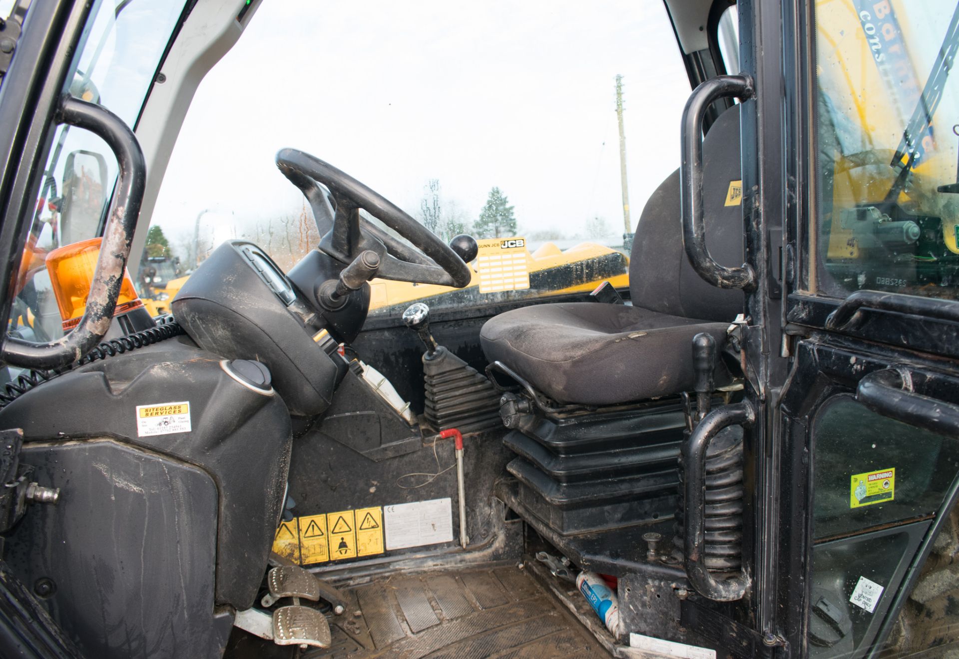 JCB 531-70 7 metre telescopic handler Year: 2015 S/N: 2352860 Recorded Hours: 2755 Reg: MM65ZZX 1 - Image 18 of 19