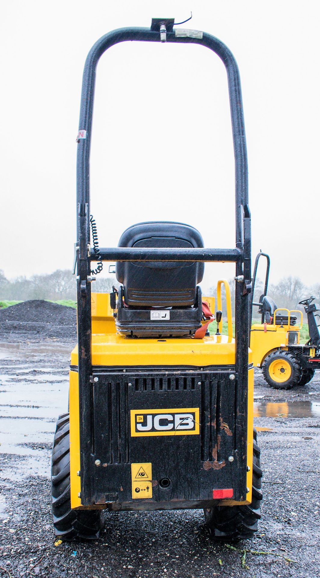 JCB 1THT 1 tonne high tip dumper  Year: 2016  S/N: JEGGR Recorded Hours: 595 - Image 5 of 17