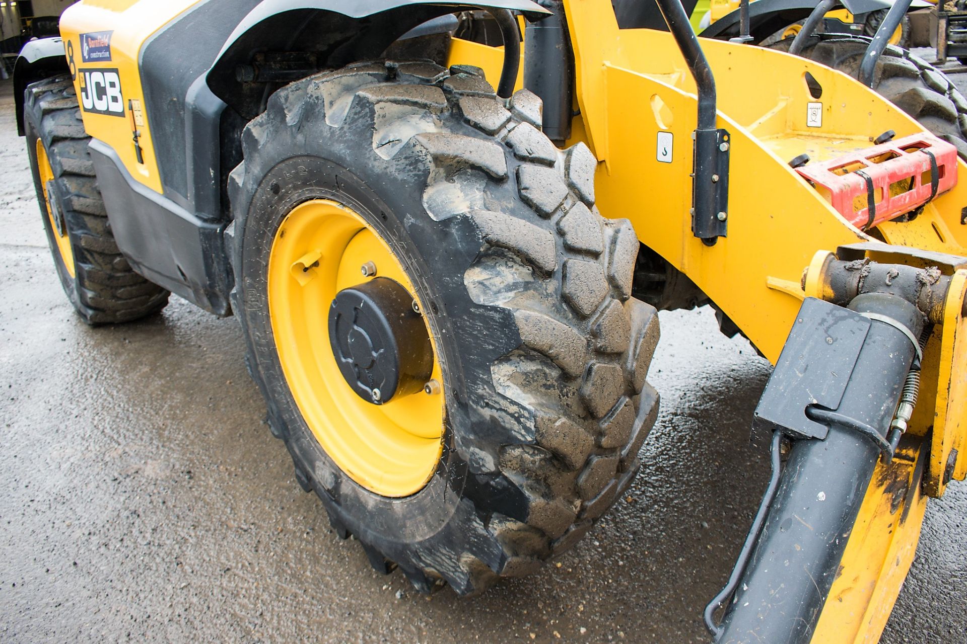 JCB 540-170 17 metre telescopic handler Year: 2015 S/N: 2353809 Recorded Hours: 3298 c/w sway - Image 11 of 20