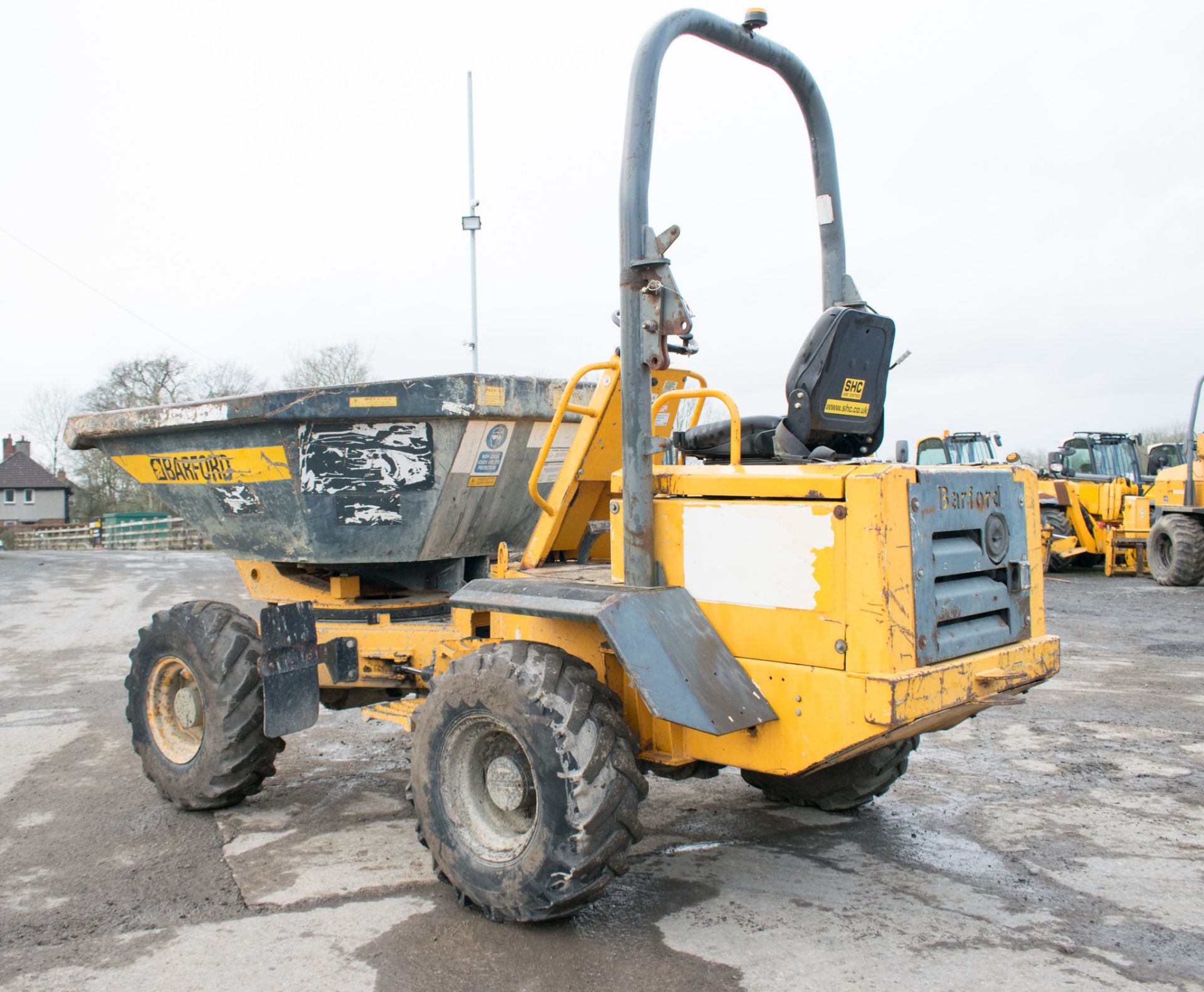 Barford 3 tonne swivel skip dumper  Year: 2006 S/N: SHTG014 Recorded Hours: Not shown (clock - Image 4 of 17