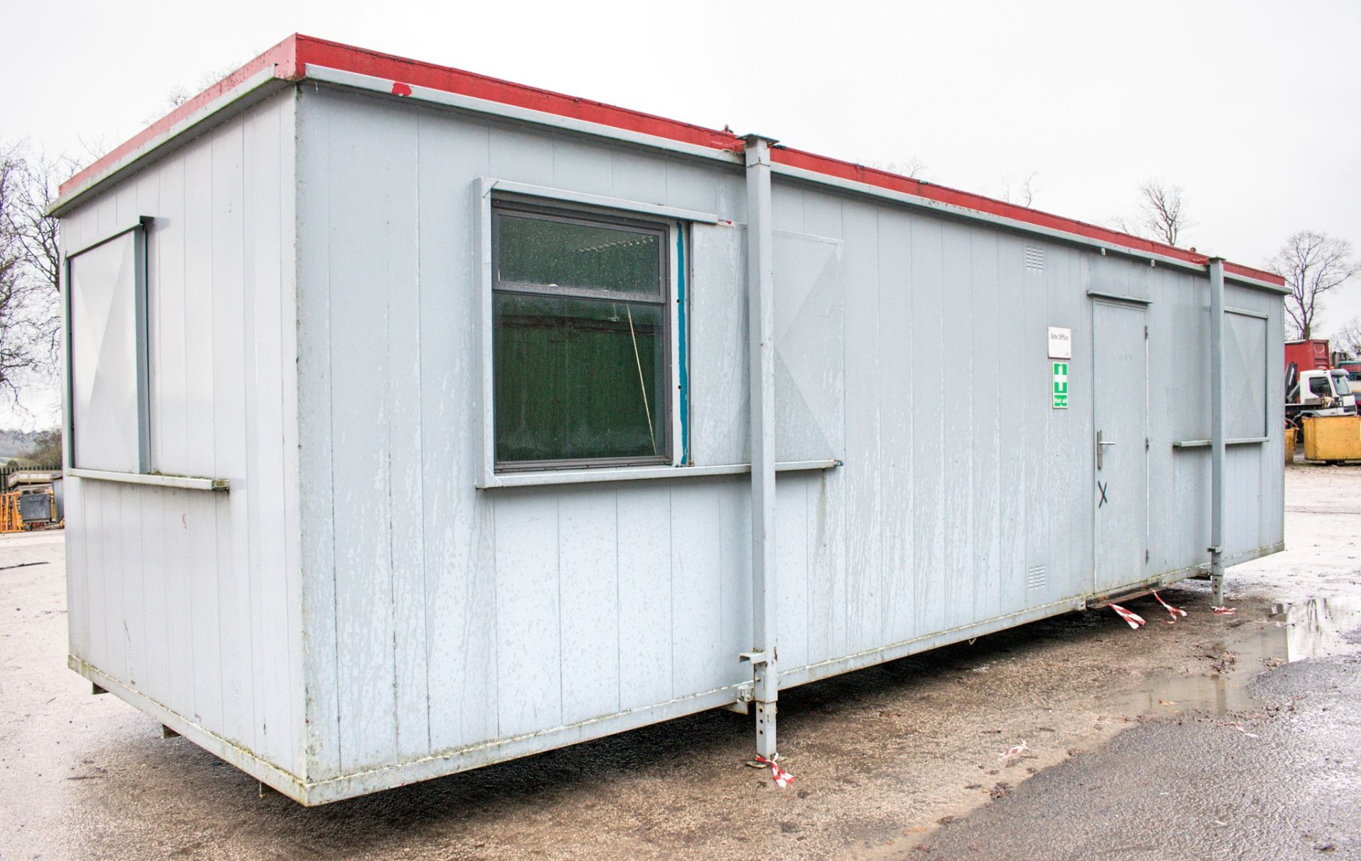 32 ft 10 ft steel anti-vandal jack leg office site unit  Comprising of: Lobby, office & canteen
