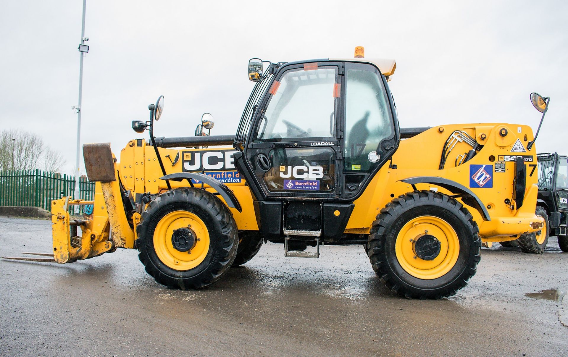 JCB 540-170 17 metre telescopic handler Year: 2015 S/N: 2353803 Recorded Hours: 3511 c/w sway - Image 7 of 20