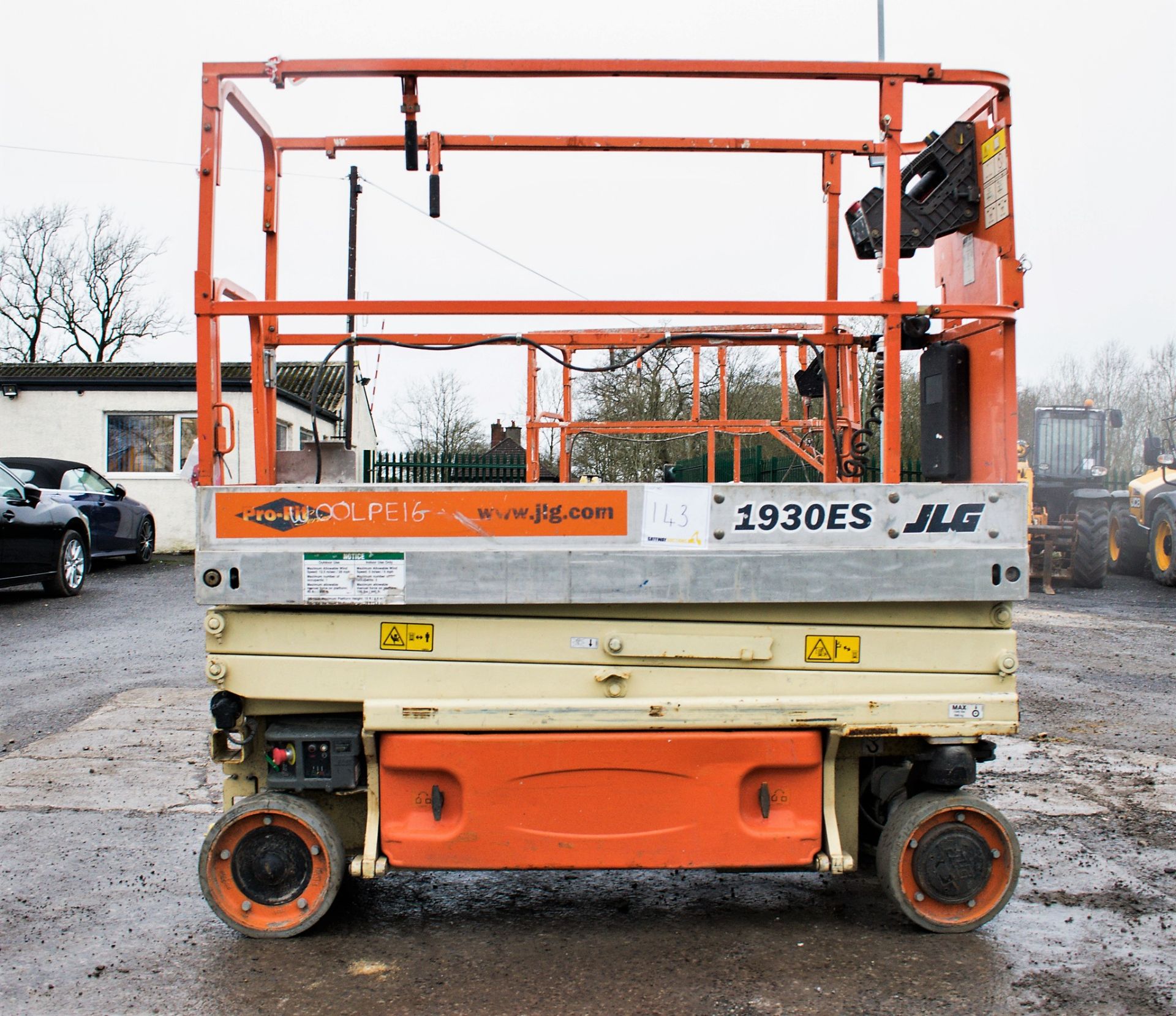 JLG 1930ES battery electric scissor lift Year: 2006 S/N: 53256 Recorded Hours: 136 WOOLPE16 - Image 6 of 8