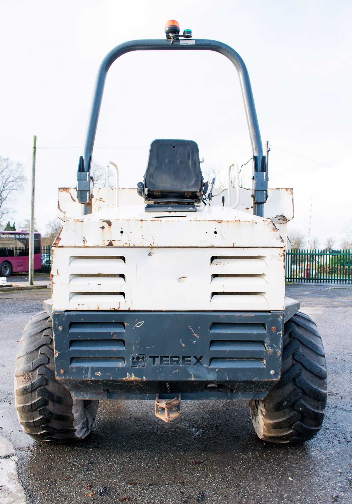 Benford Terex 9 tonne straight skip dumper Year: 2006 S/N: E607FM126 Recorded Hours: not - Image 6 of 20