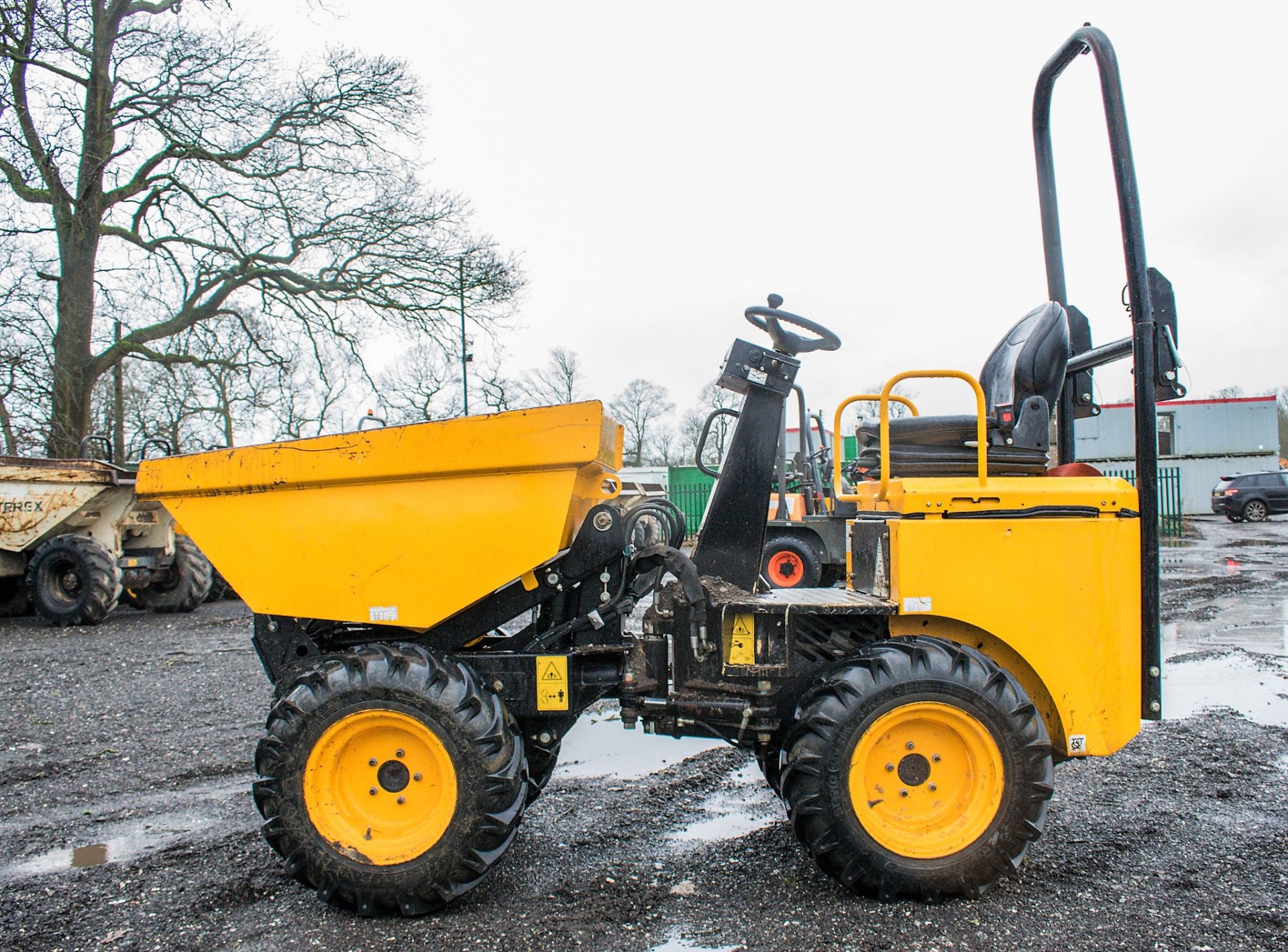 JCB 1THT 1 tonne high tip dumper  Year: 2016  S/N: JEGGRA3463 Recorded Hours: 501 - Image 7 of 18