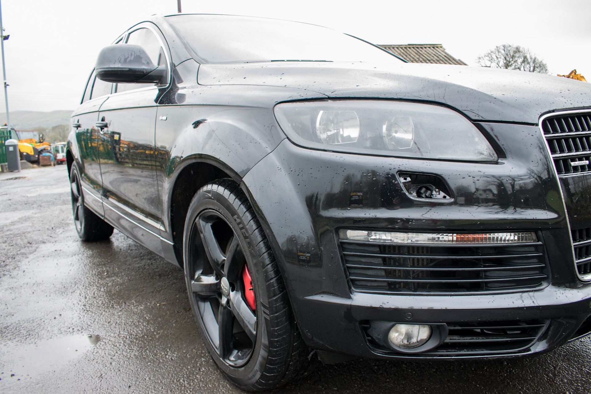 Audi Q7 3.0 TDi S-Line Auto 5 door sports utility vehicle - Image 9 of 22