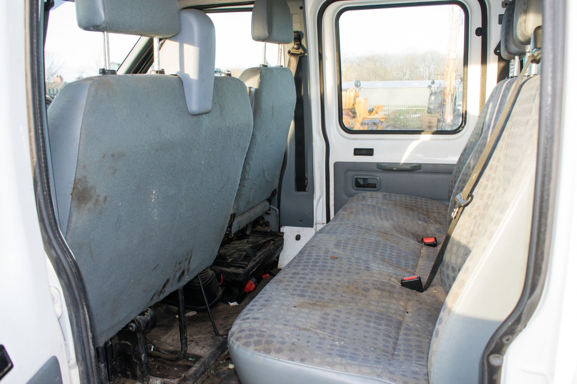 Ford Transit 100 T350 double cab tipper Registration Number:NK13 YPA Date of registration:14/03/2013 - Image 13 of 18