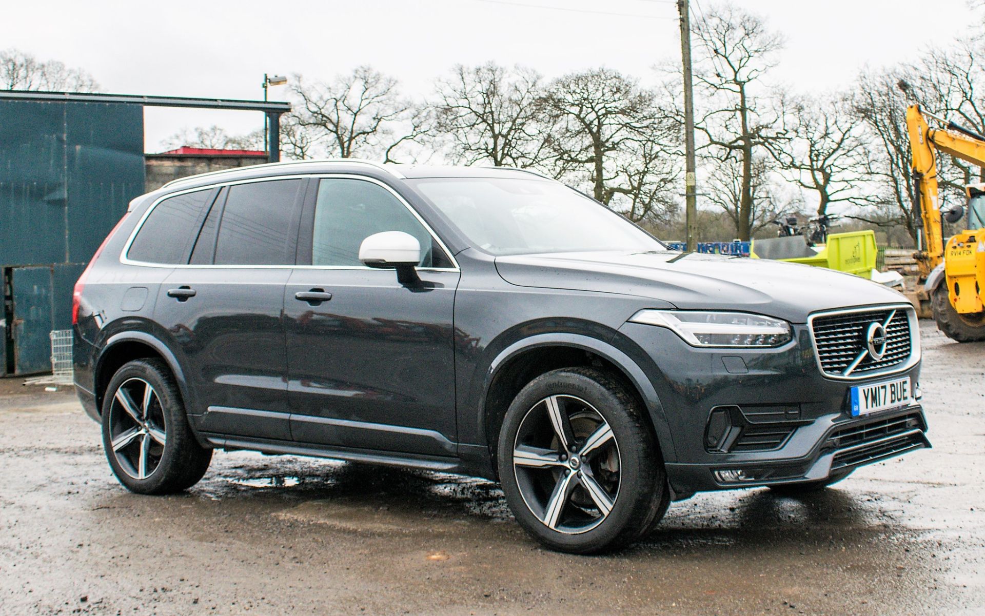 Volvo XC90 R-Design Pro D5 Auto 4 wheel drive 5 door sports utility vehicle Registration Number: - Image 2 of 14