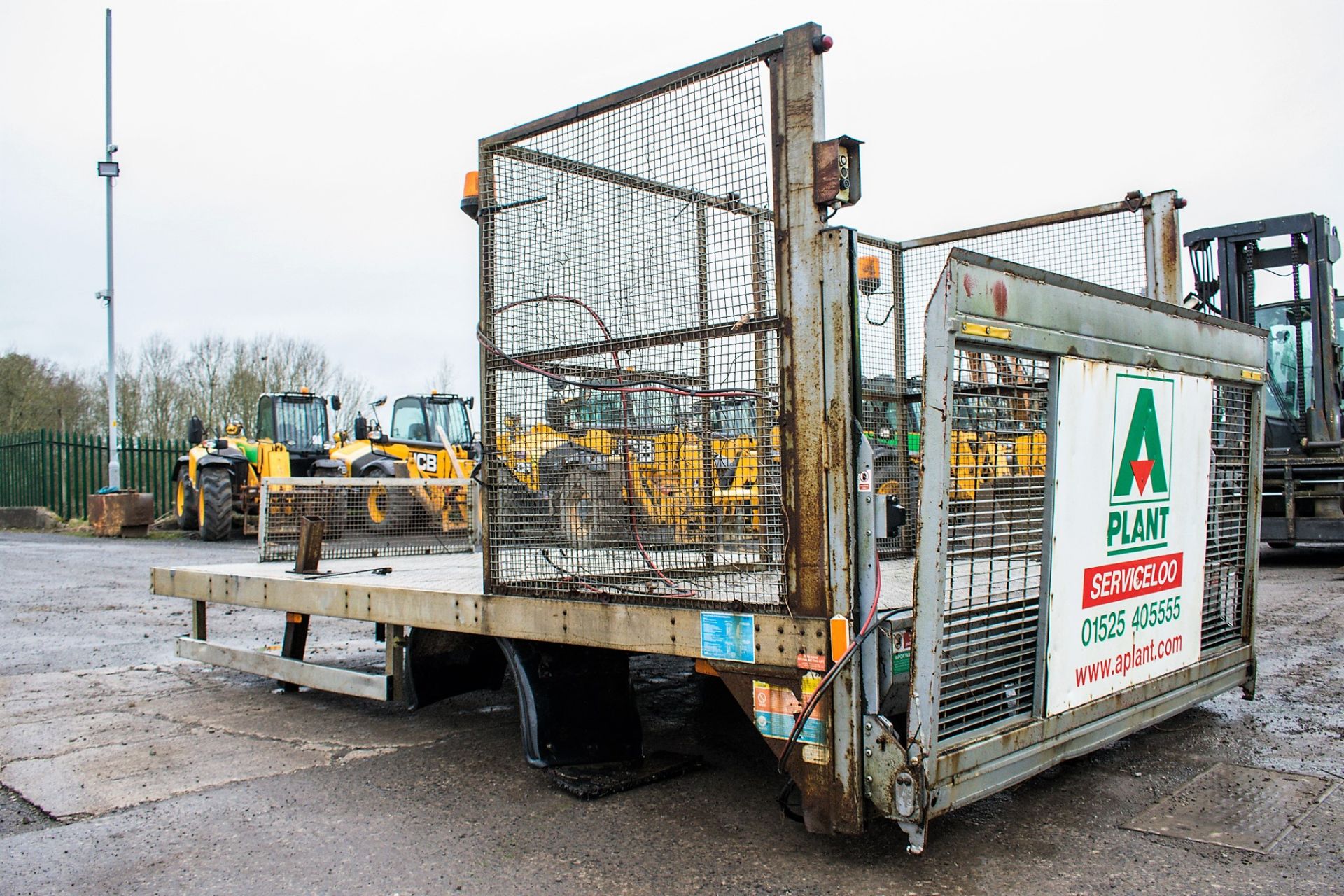 PPS Commercials 6 metre truck body c/w tail lift - Image 2 of 8