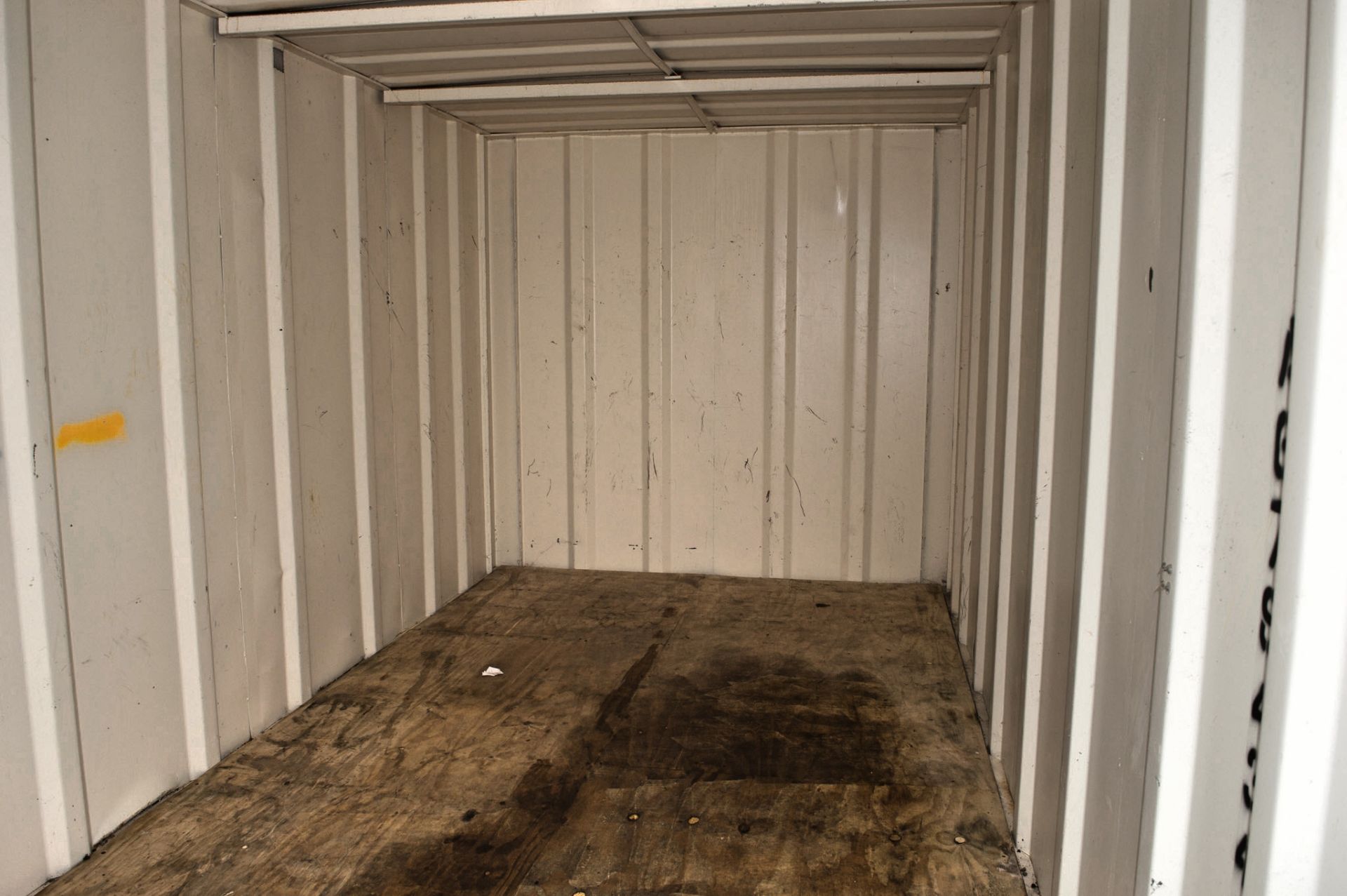 21 ft x 9 ft steel store unit c/w keys  A678434 - Image 5 of 5